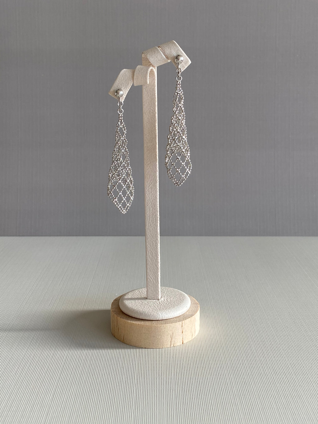 Ripple Mesh Earrings