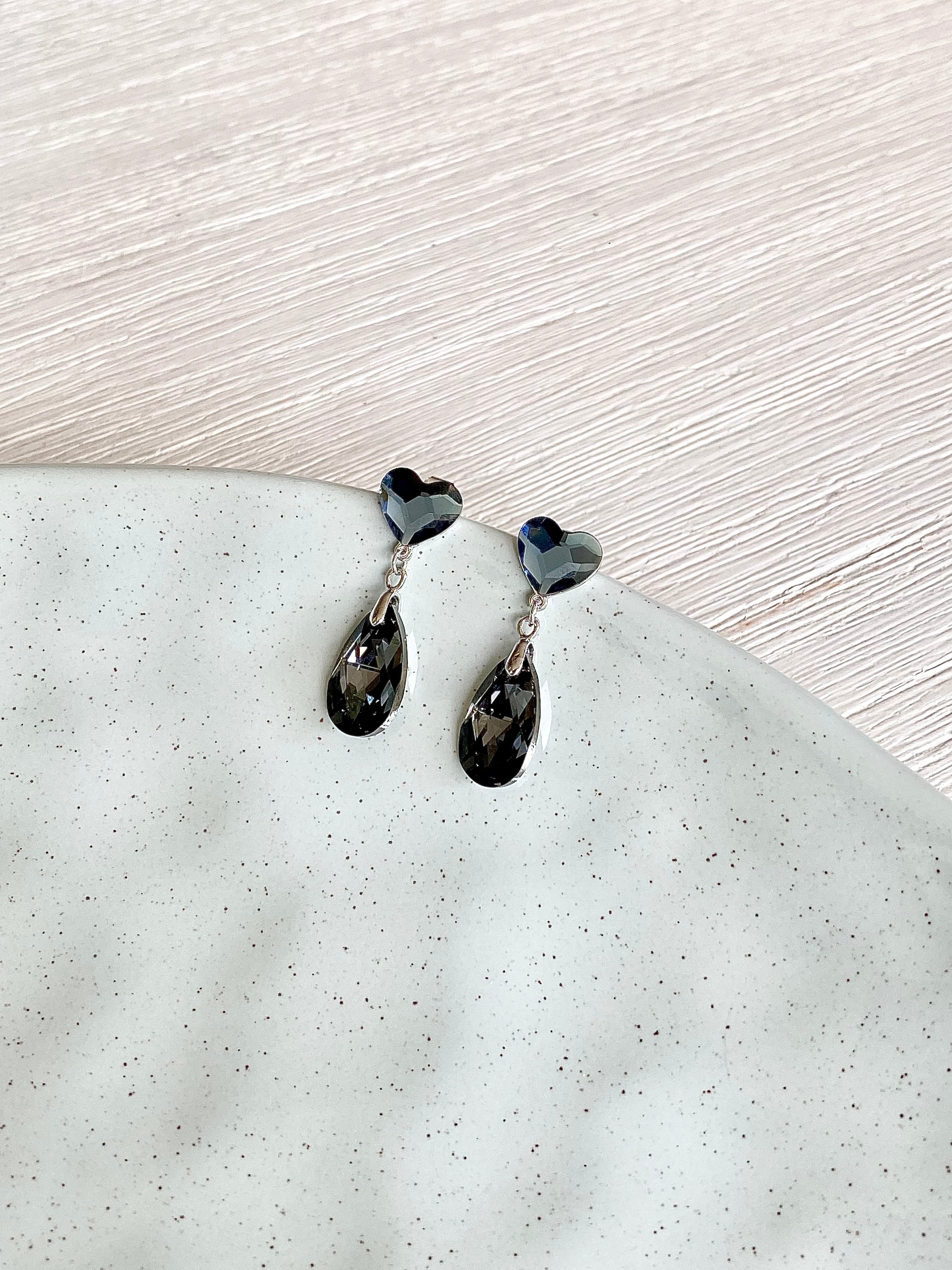 Swarovski Heart Drop Earrings (2 colours)