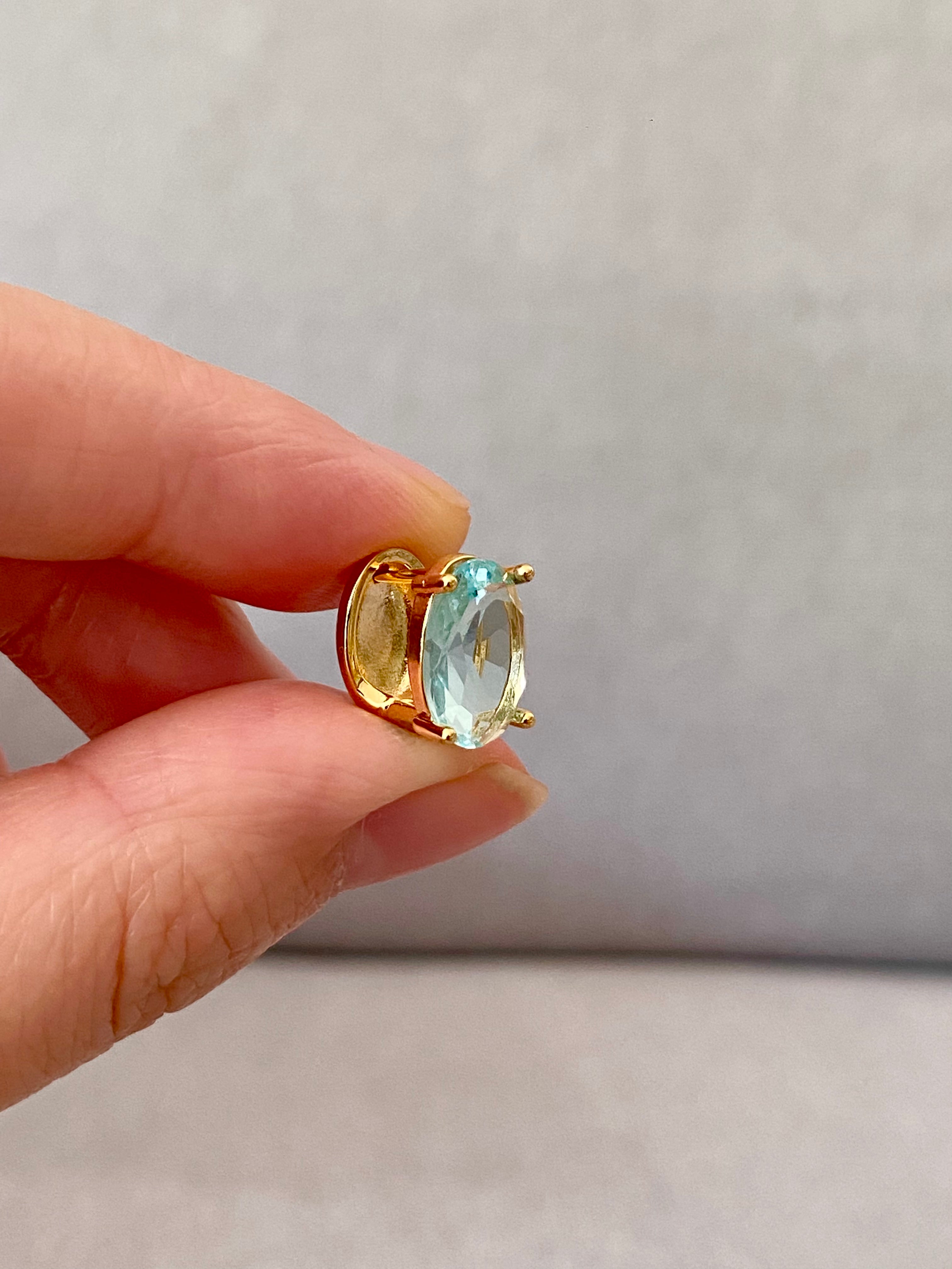 AUR57F15 (2 colours)