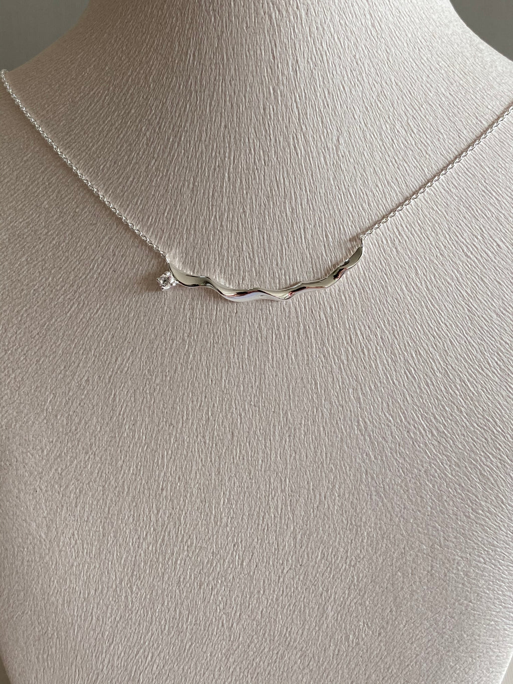 Wave Line Necklace
