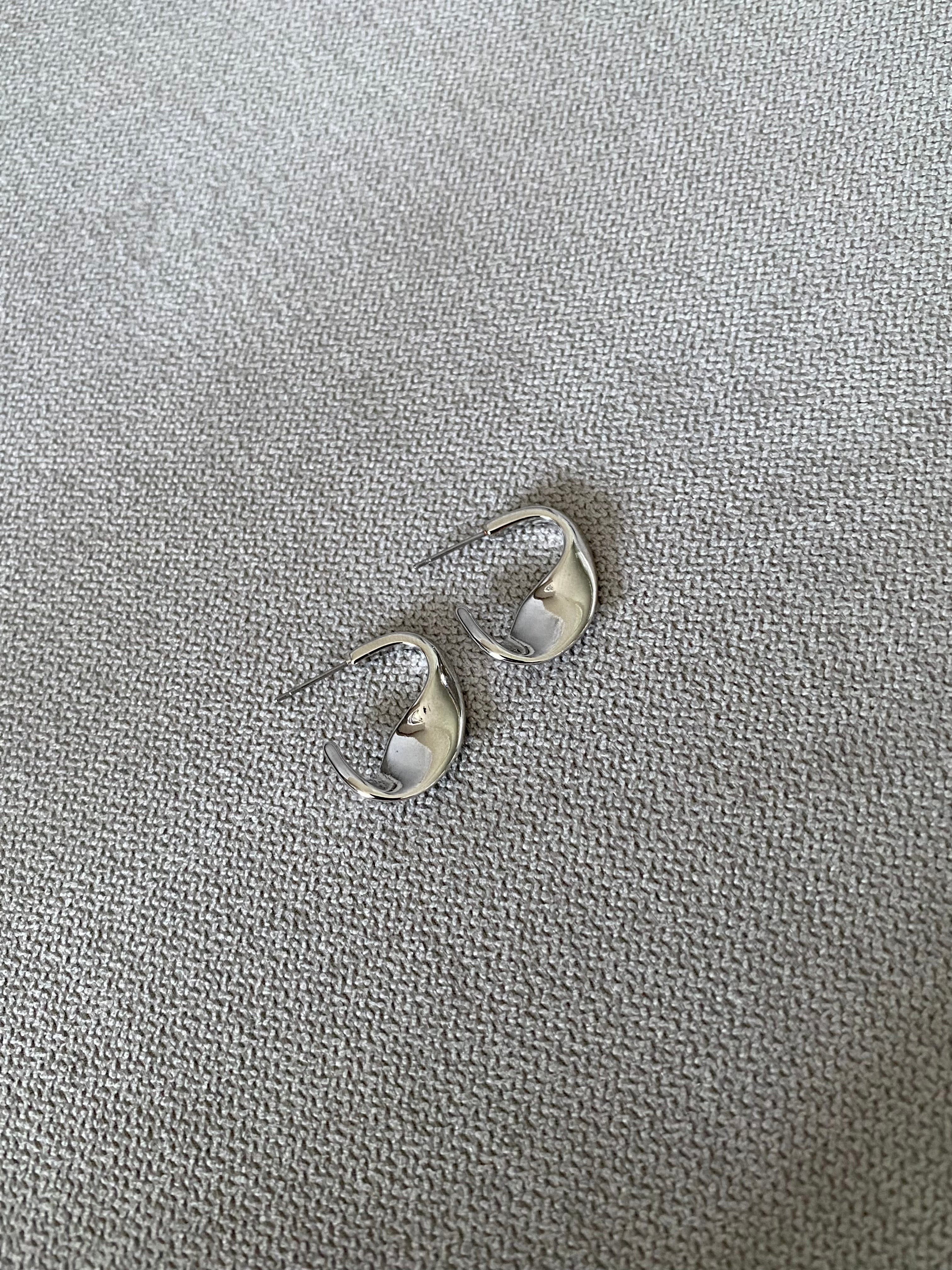 LIV203F10 (2 colours)