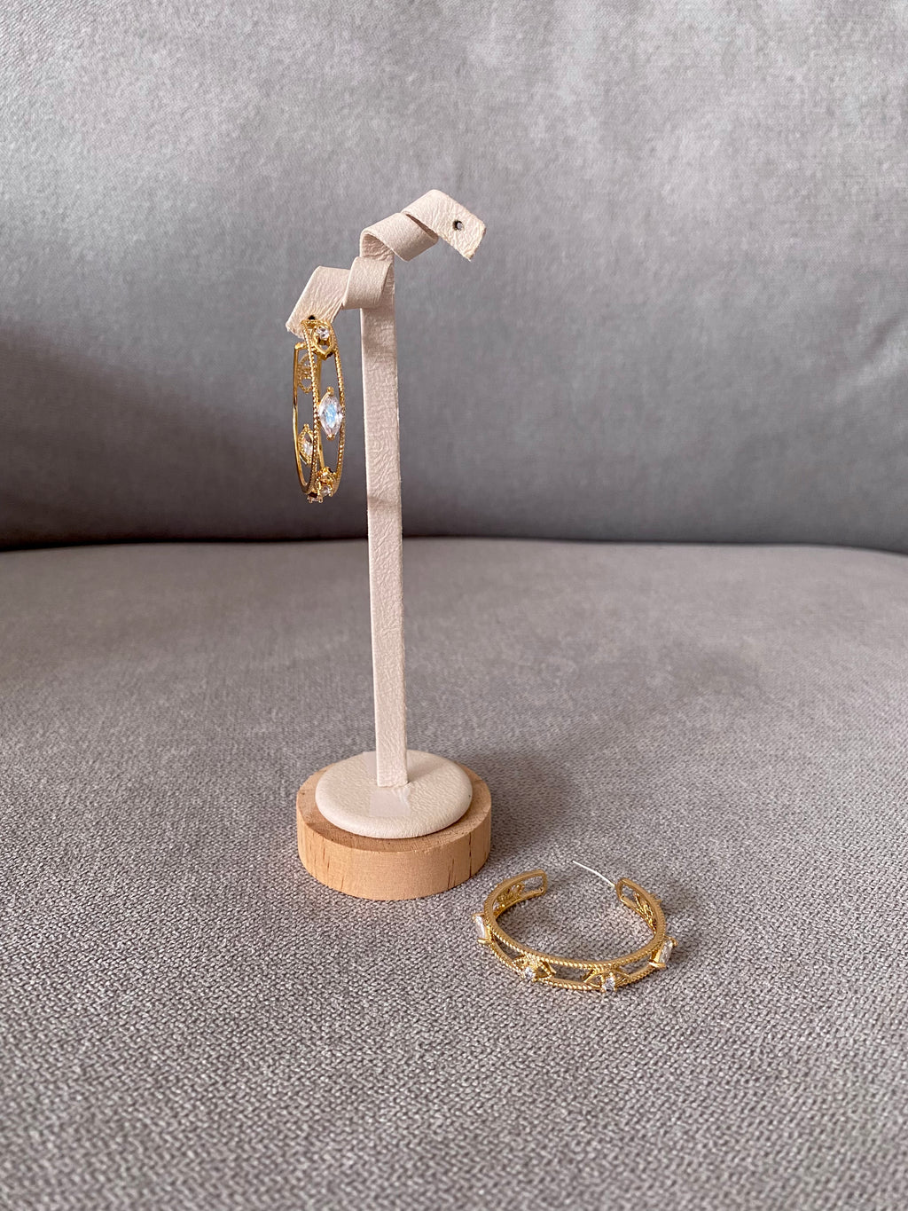 AUR45F16 (2 colours)