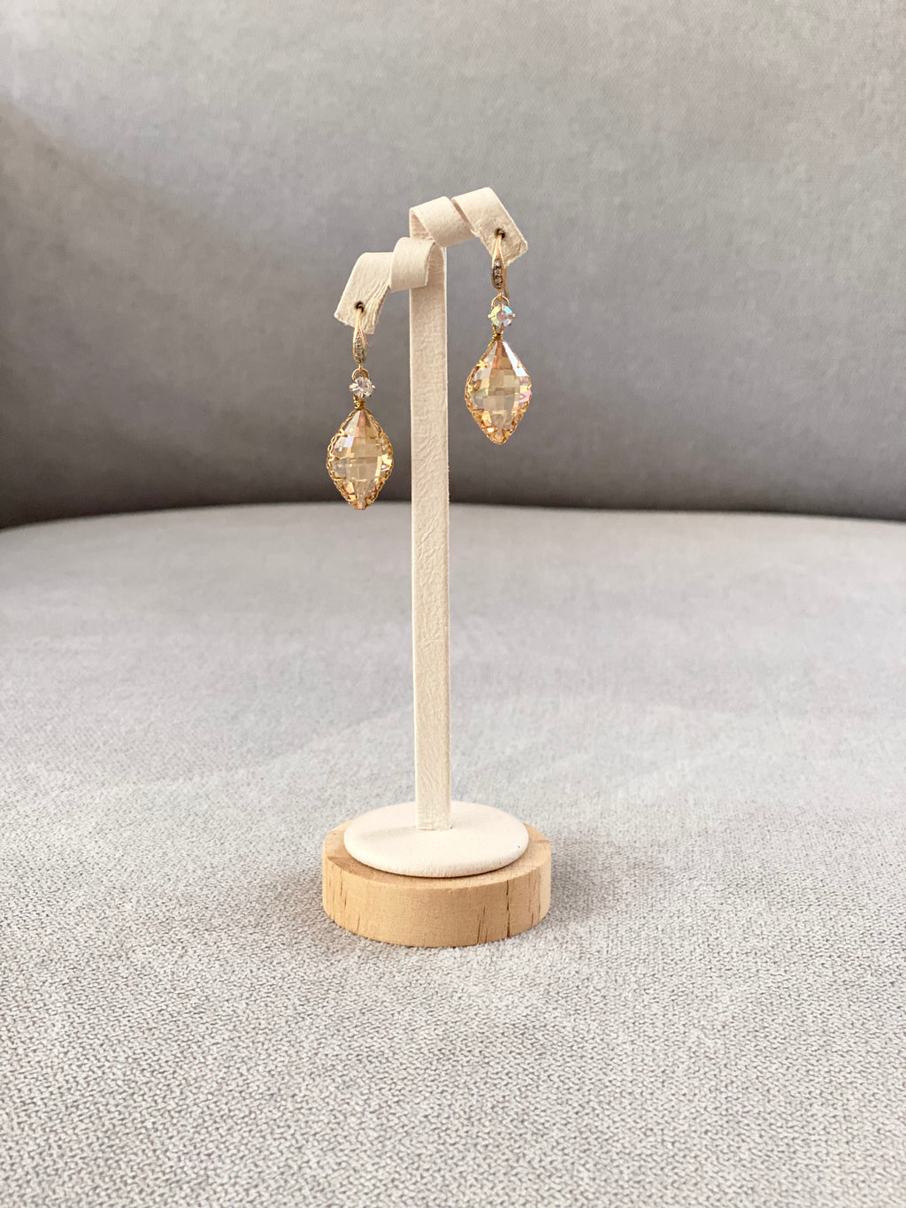 SWA07F30 (2 colours)