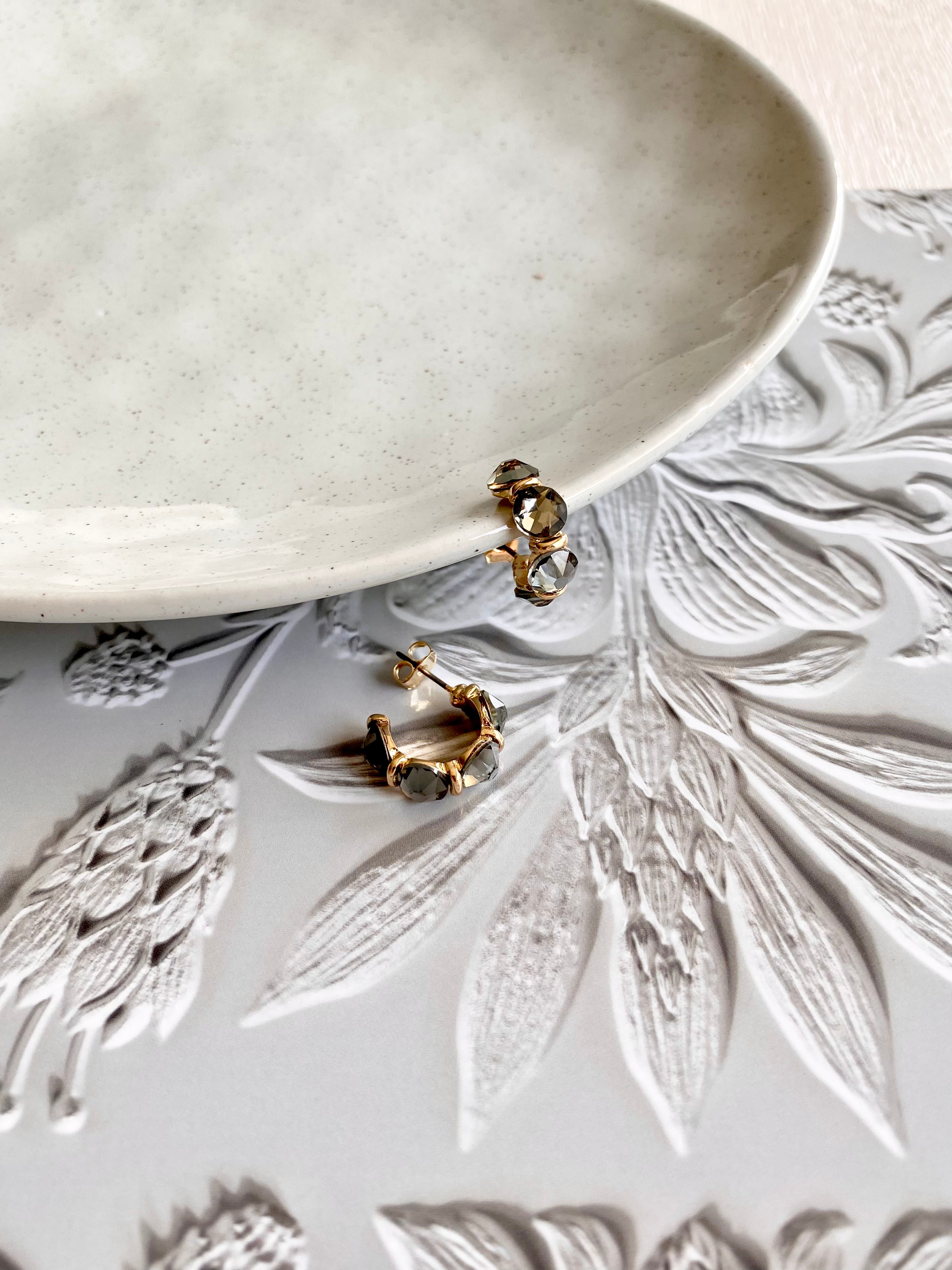 RIN52F16 (3 colours)