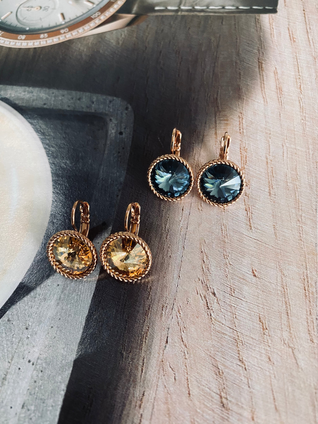 SWA12F19 (8 colours)