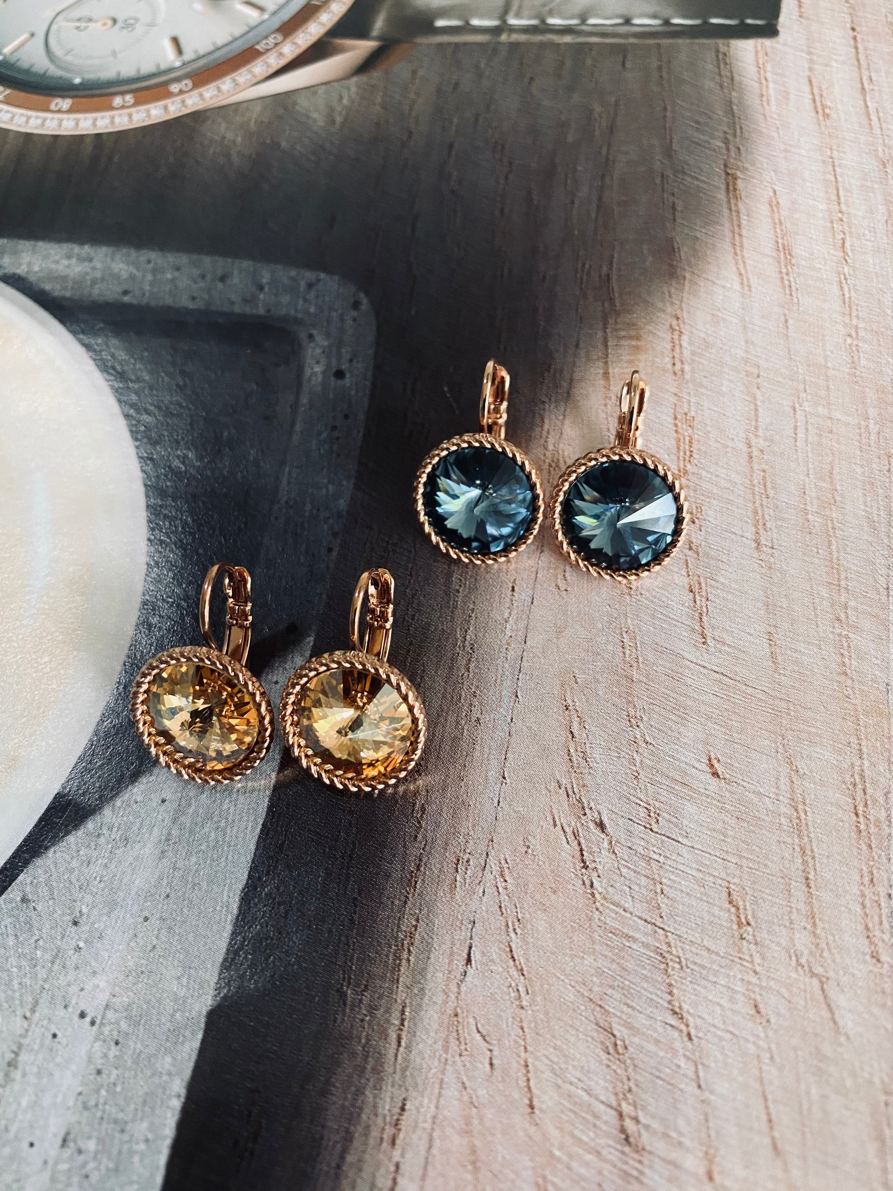 SWA12F19 (8 colours)