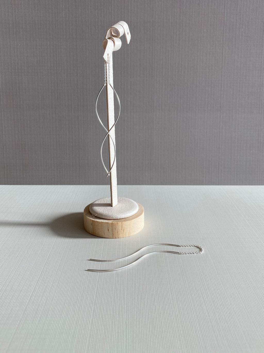 Flow Threader Earrings