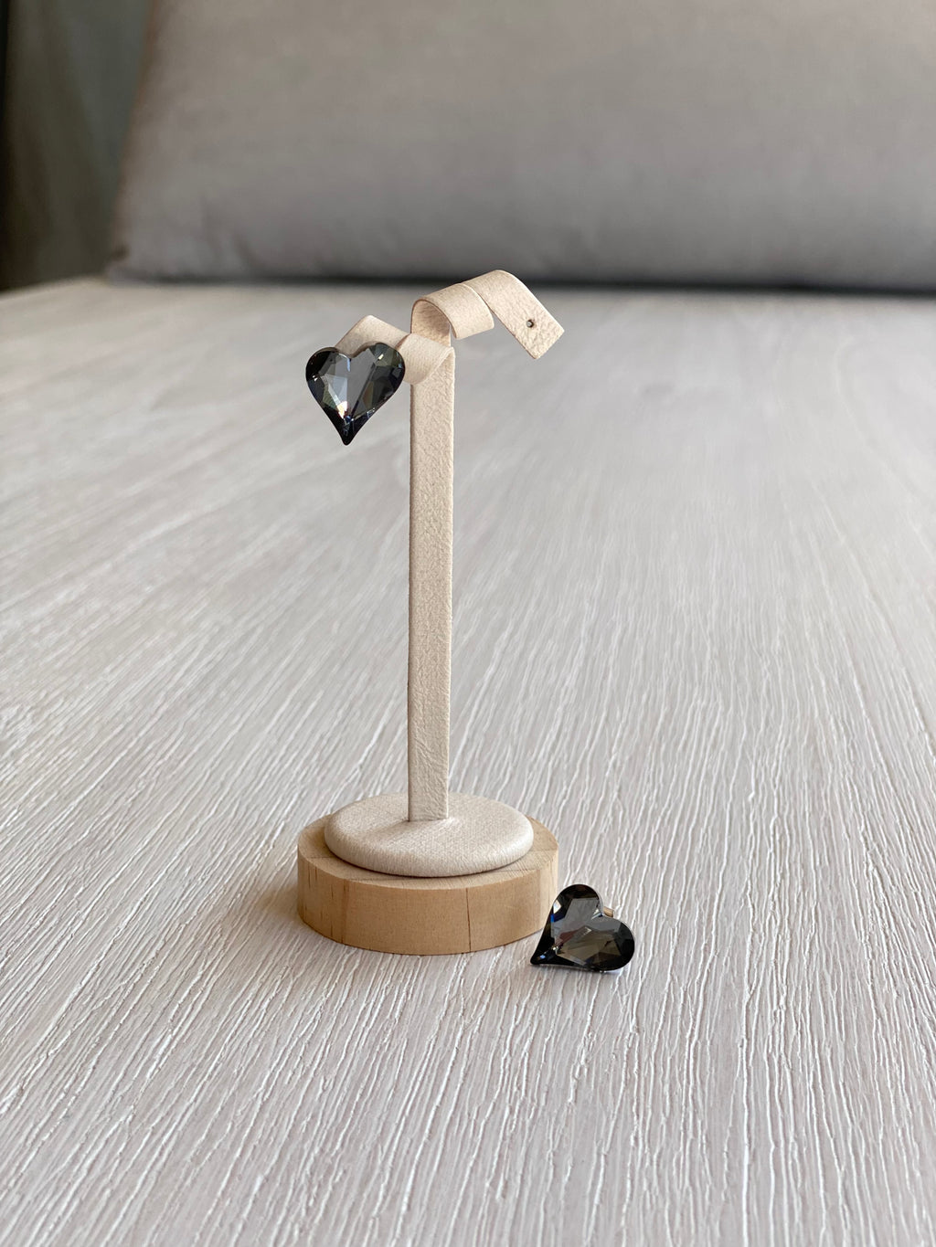 SWA01F31 (2 colours)