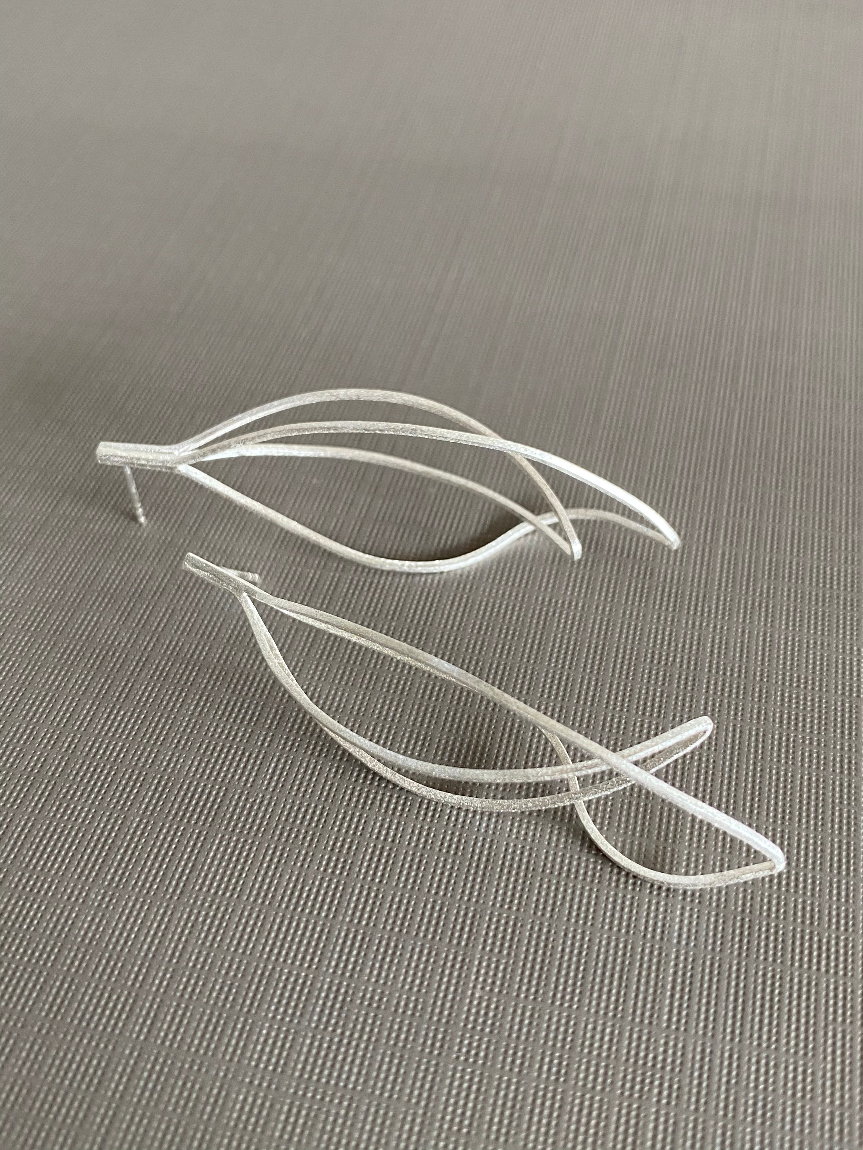 Silver Curve Earrings