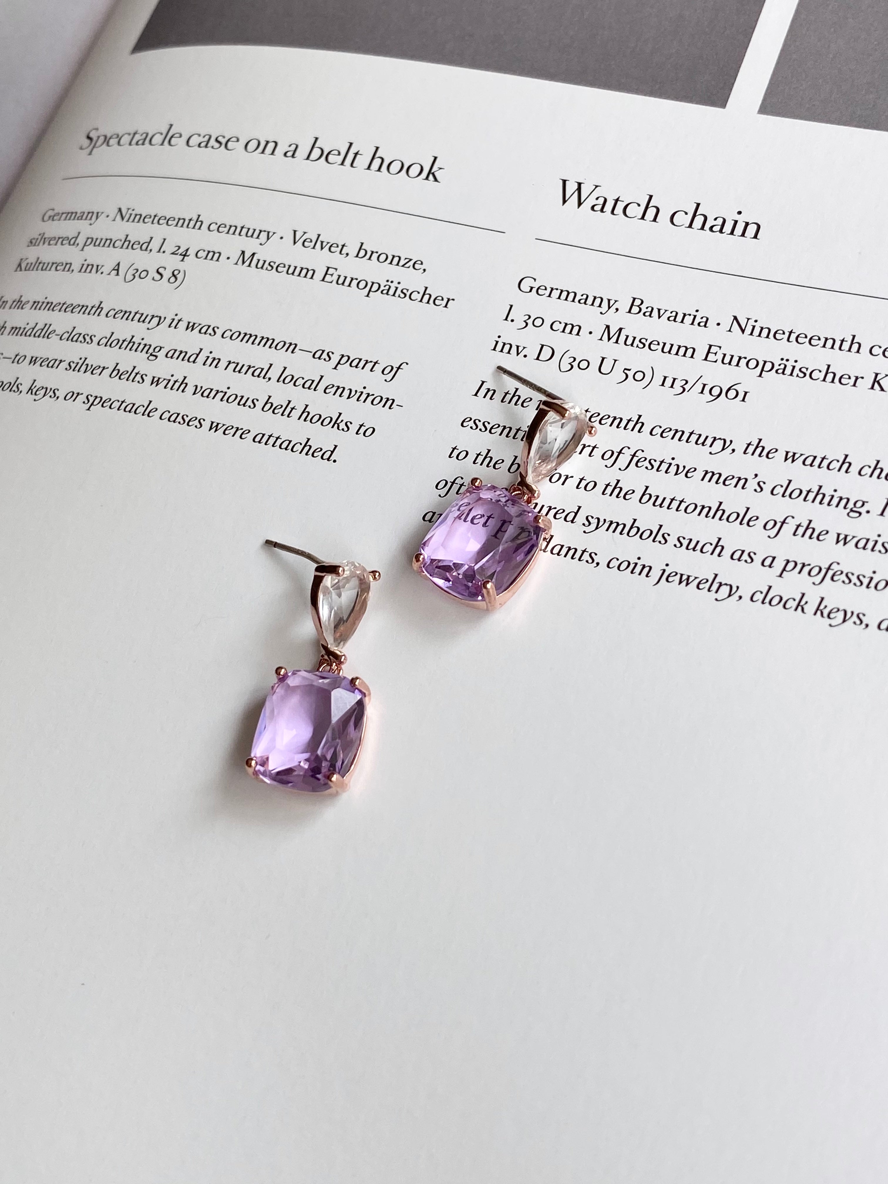 AUR74F15 (2 colours)