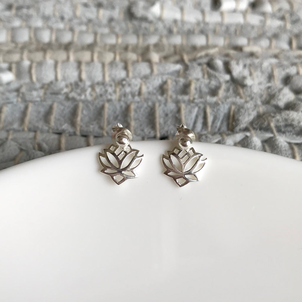 Lotus Cutout Earrings