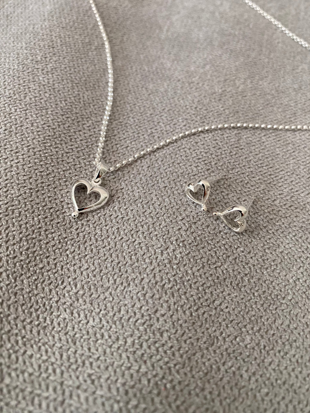 Heart Outline Necklace