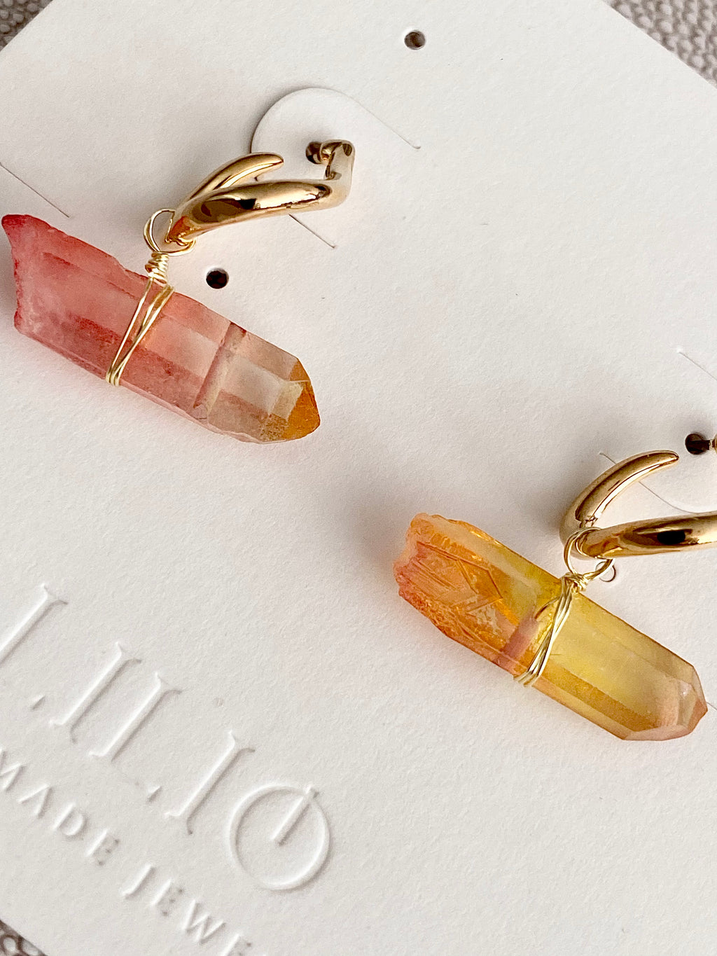 LOR49F13 (2 colours)