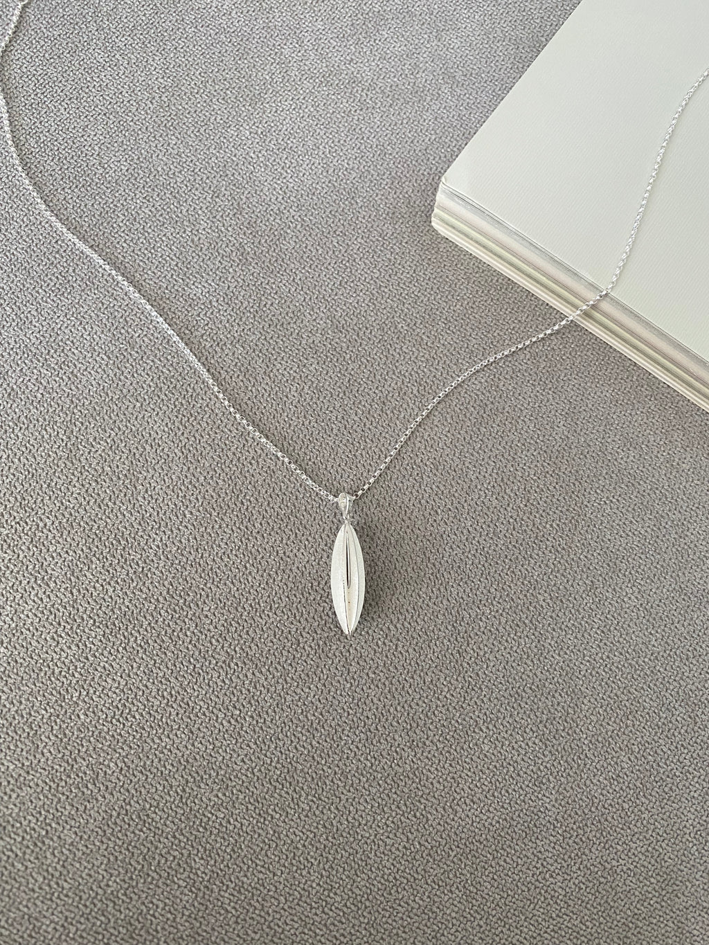 Silver 3D Leaf Pendant Necklace
