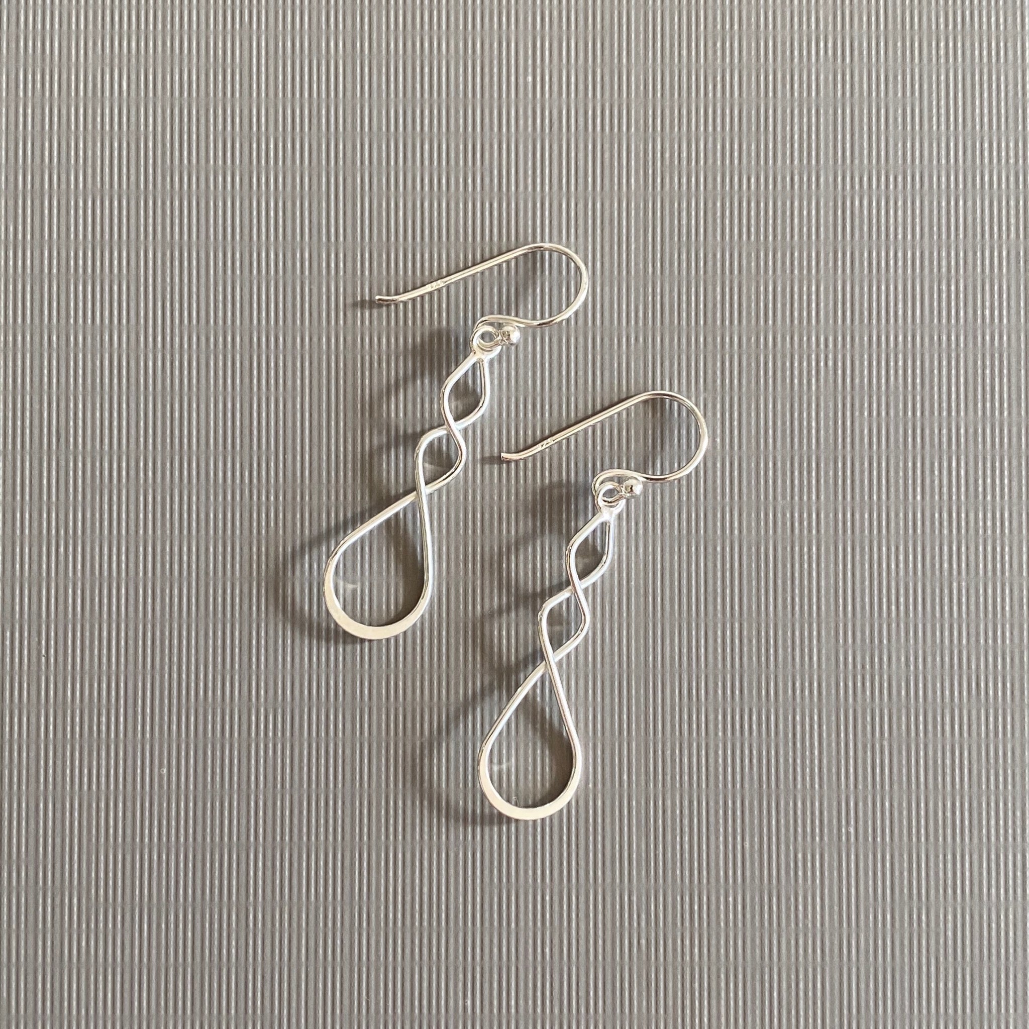 Twisted Line Drop Earrings