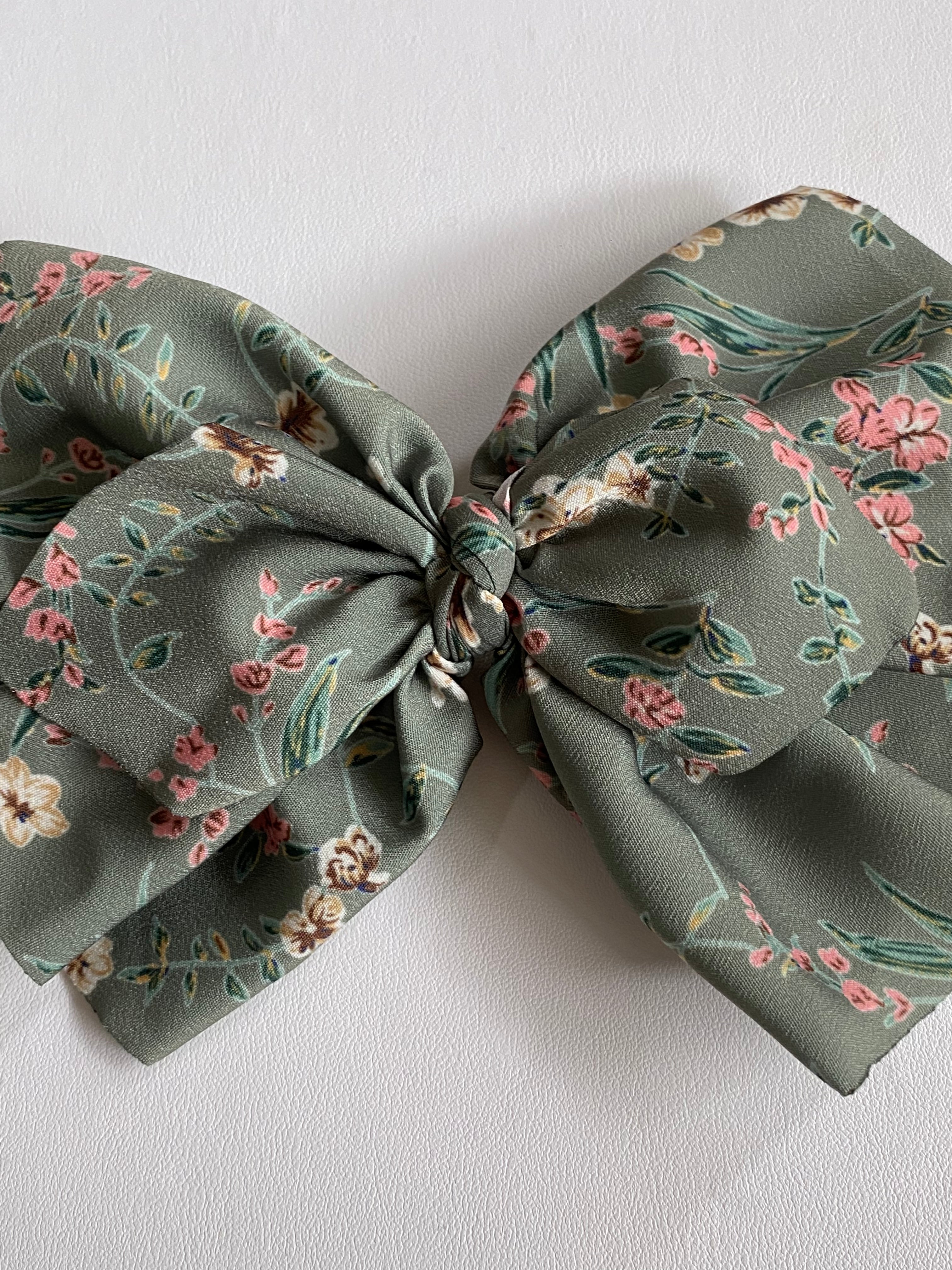 HAI25F12 (2 colours)