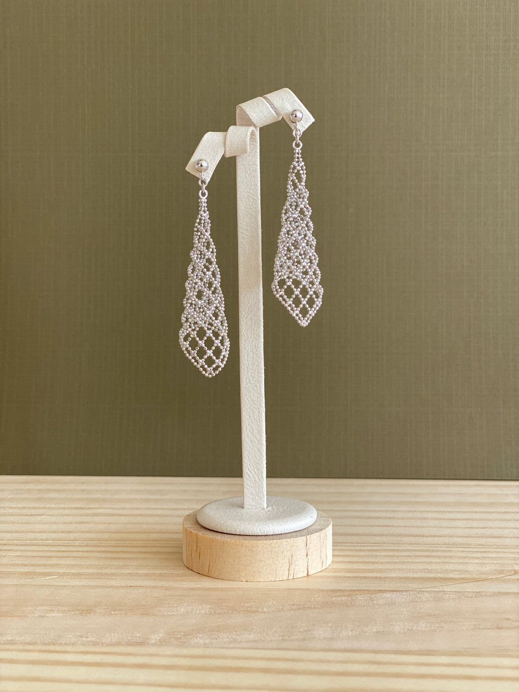 Long Ripple Mesh Earrings