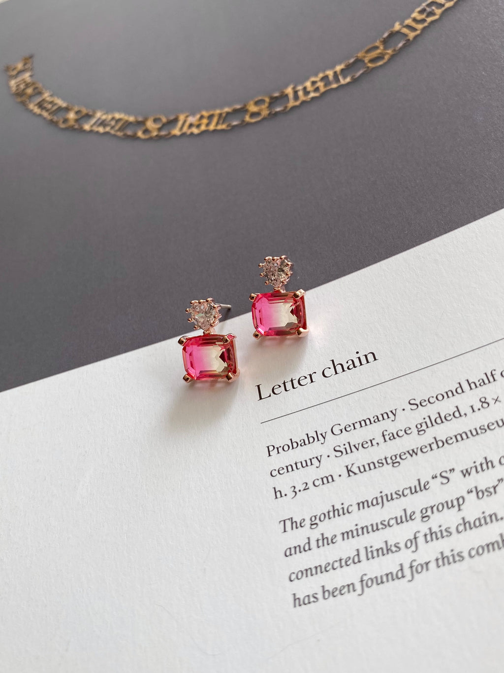 AUR85F13 (2 colours)