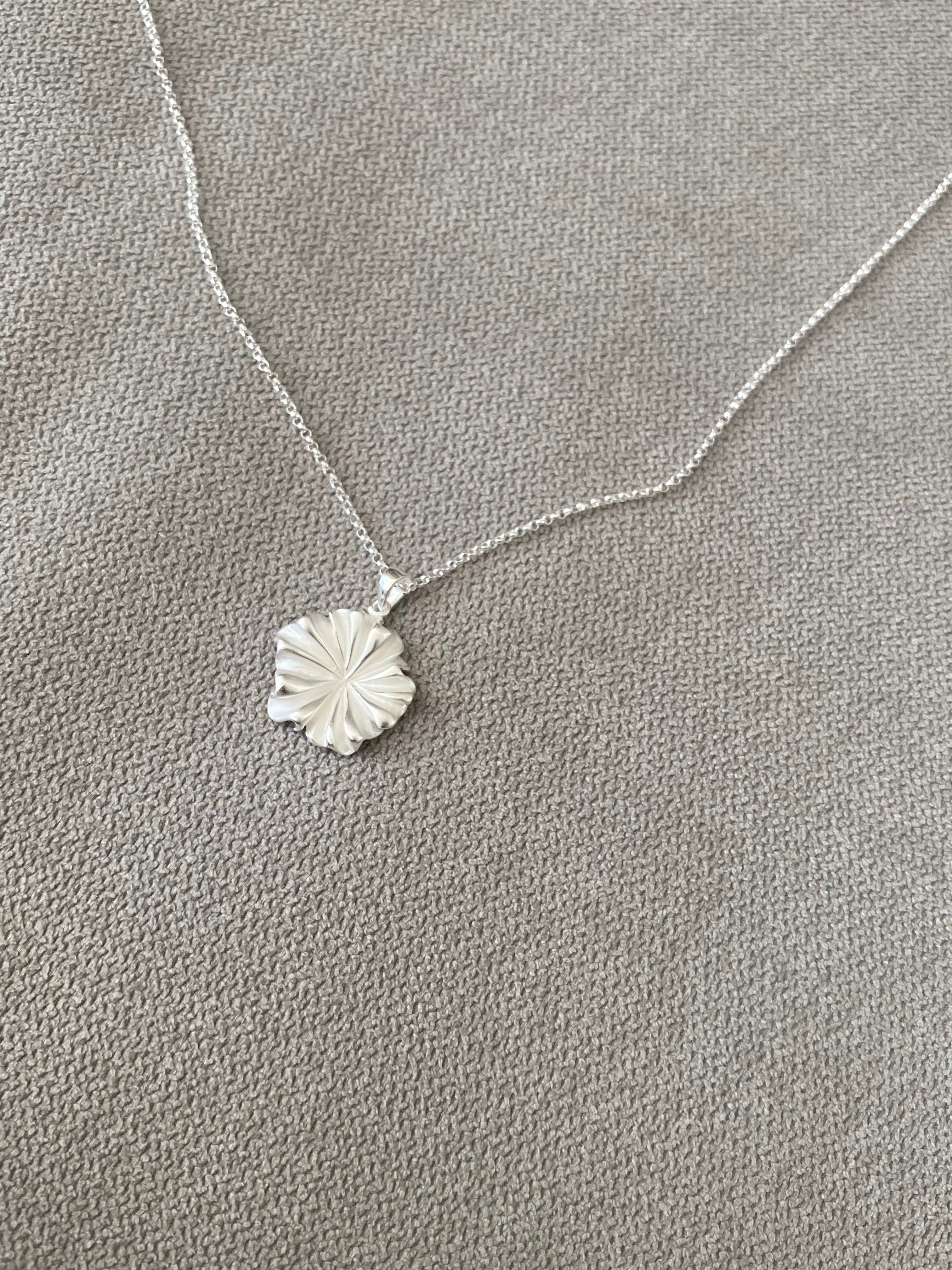 Matte Petal Necklace