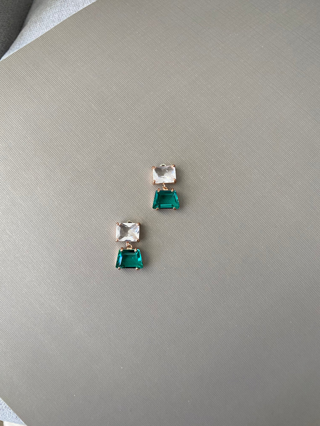 AUR54F16 (3 colours)