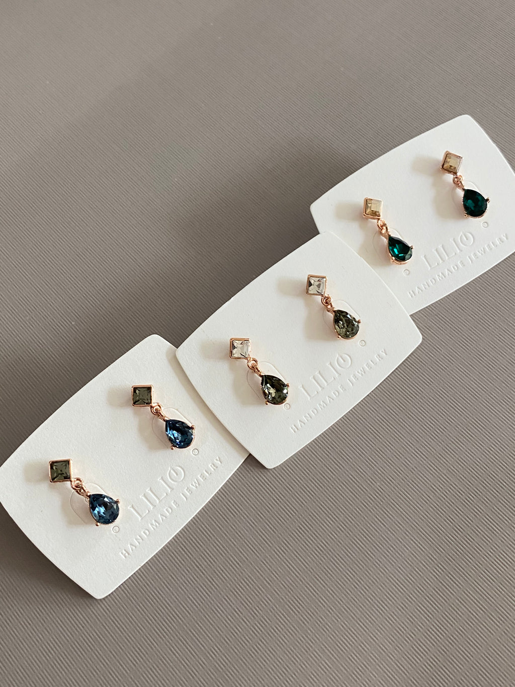 SWA17F18 (8 colours)