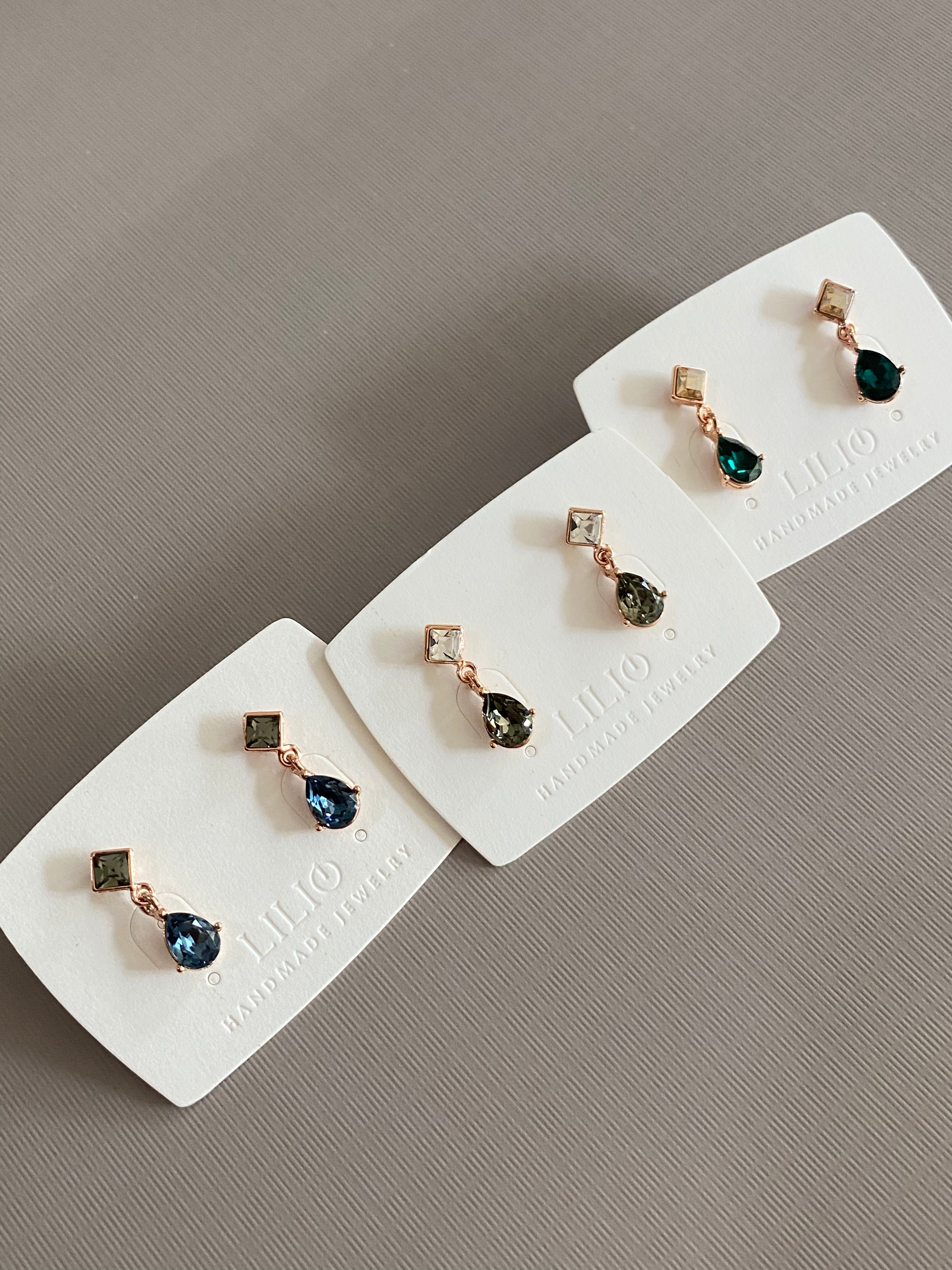 SWA17F18 (8 colours)