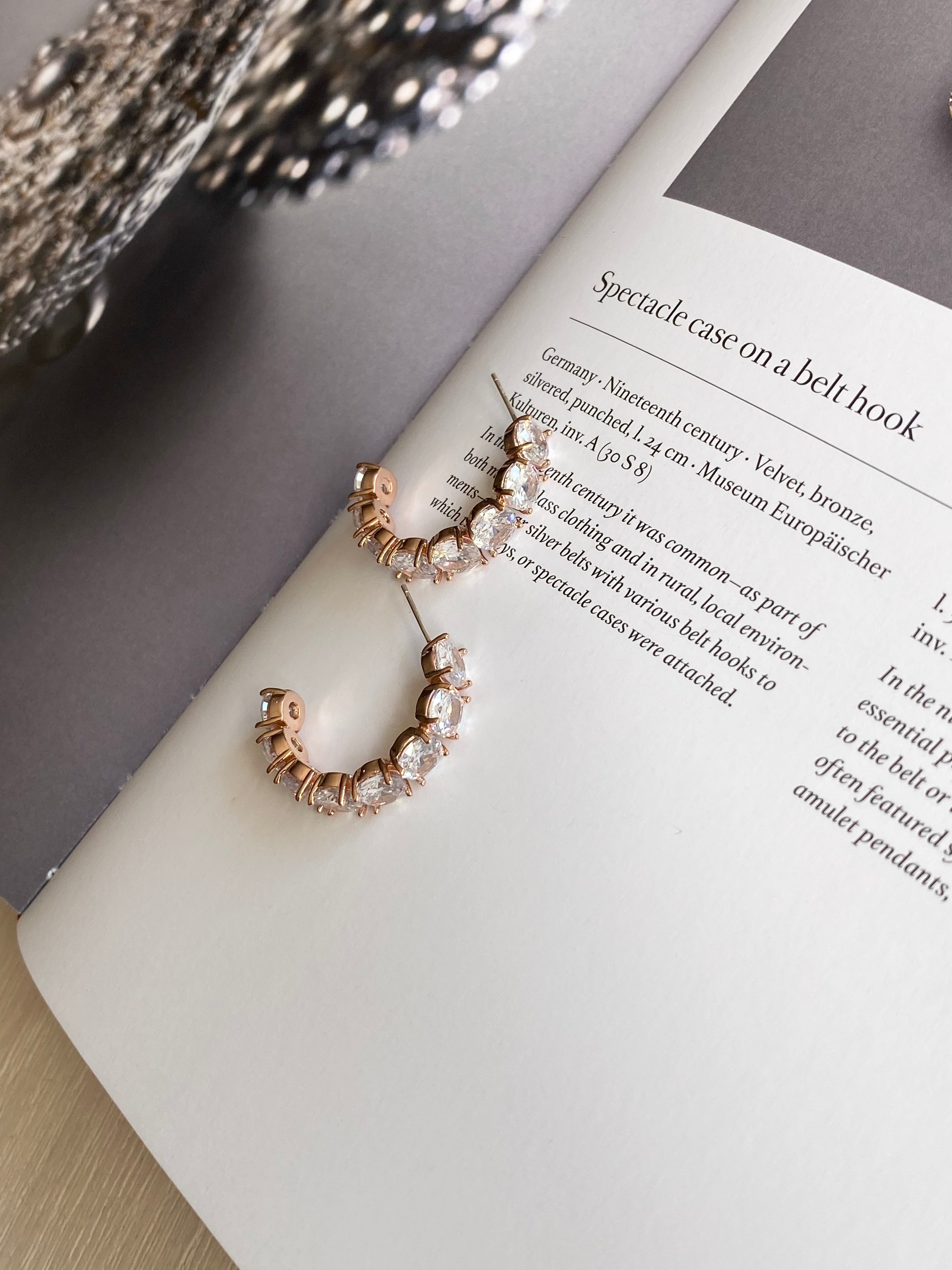 AUR75F21 (2 colours)