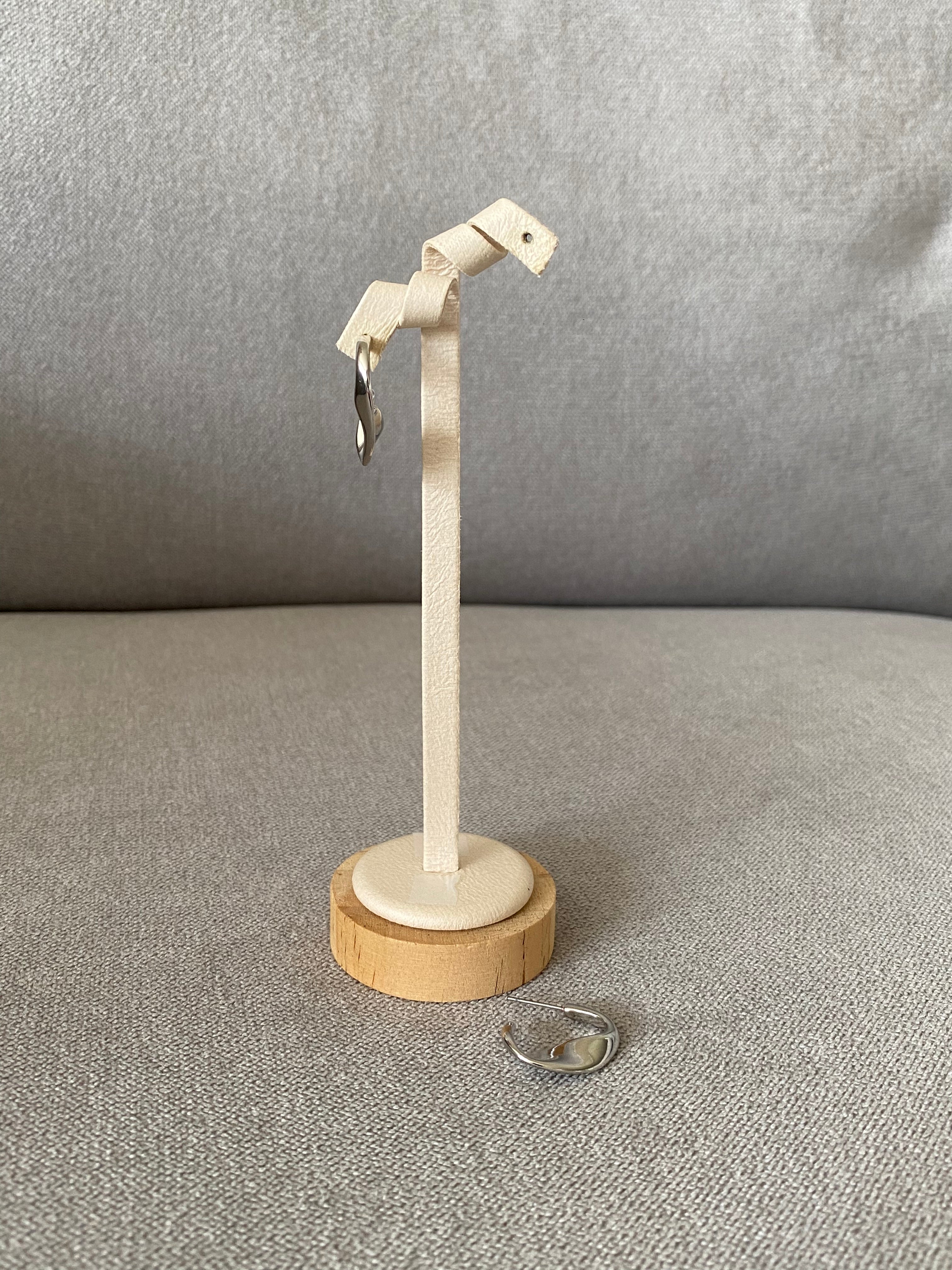 LIV203F10 (2 colours)