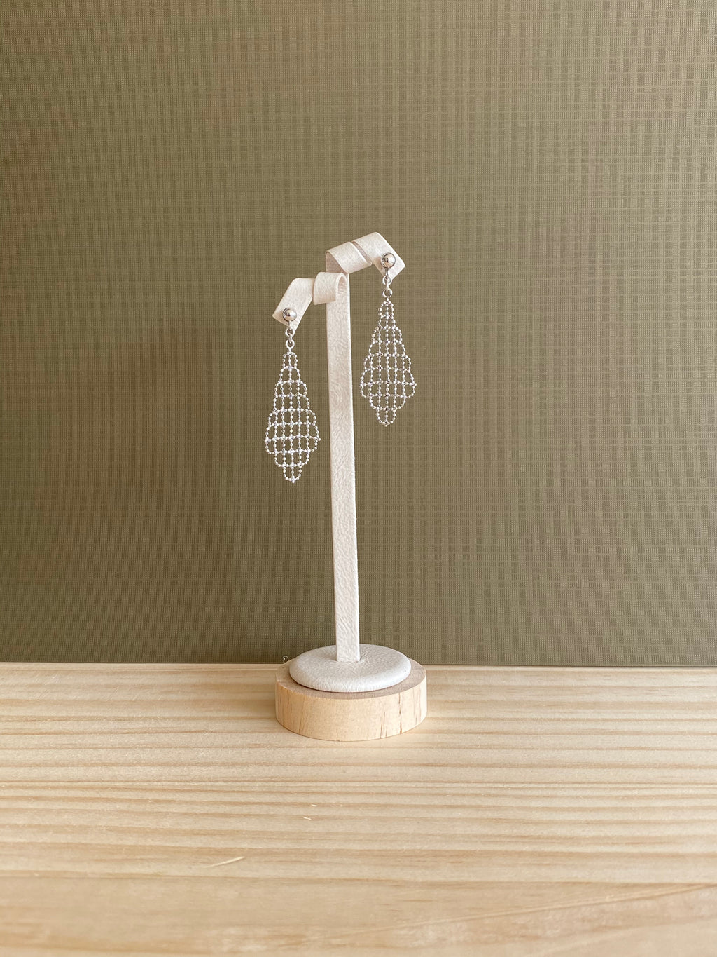 Open Diamond Mesh Earrings