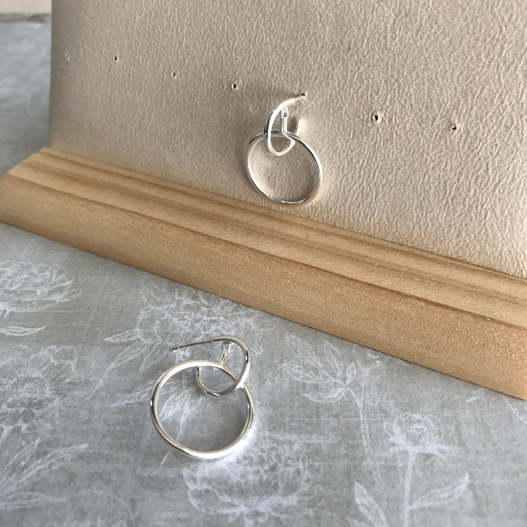 Interlocked Hoops Earrings