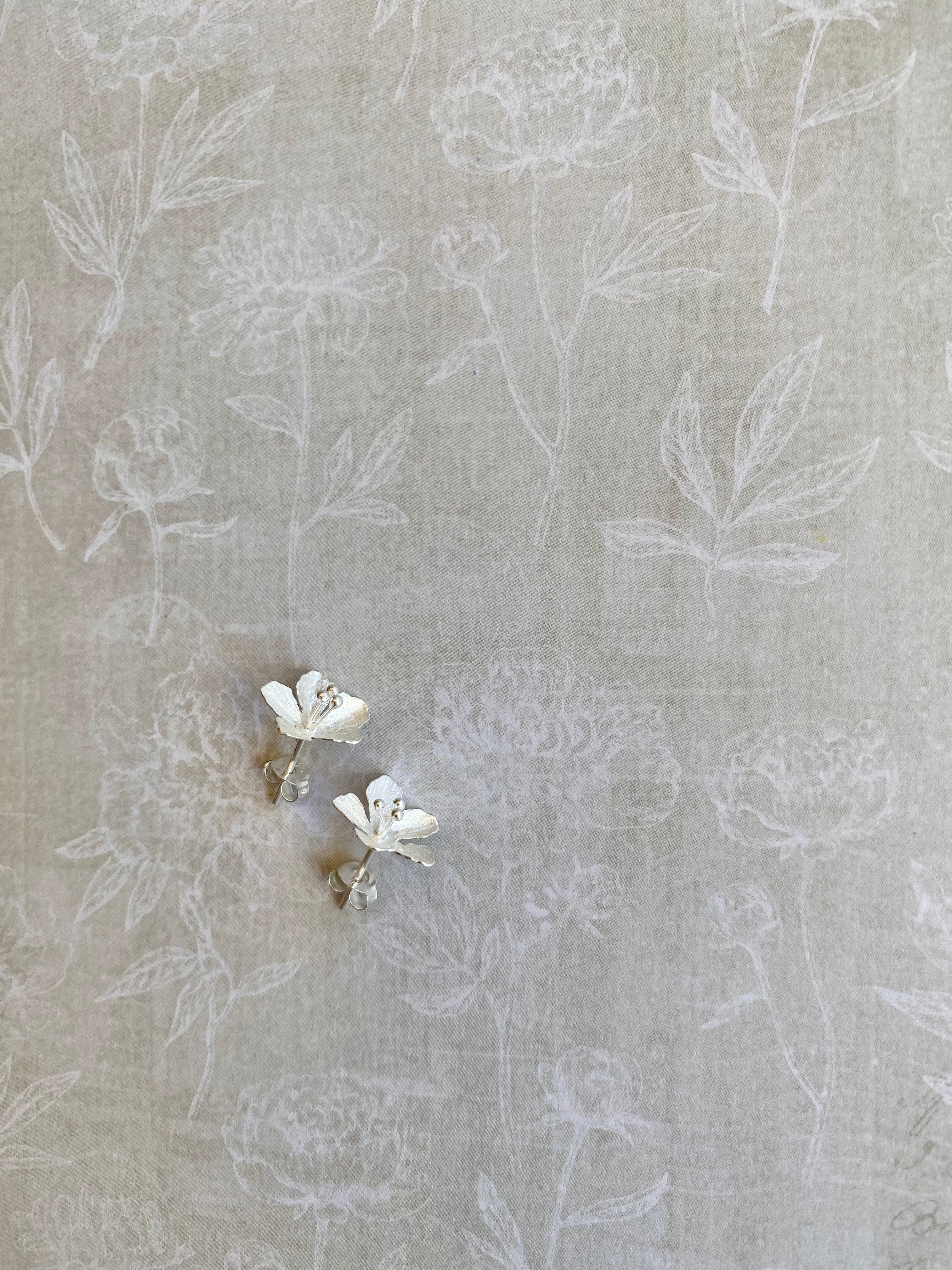 Matte Petal Stud Earrings