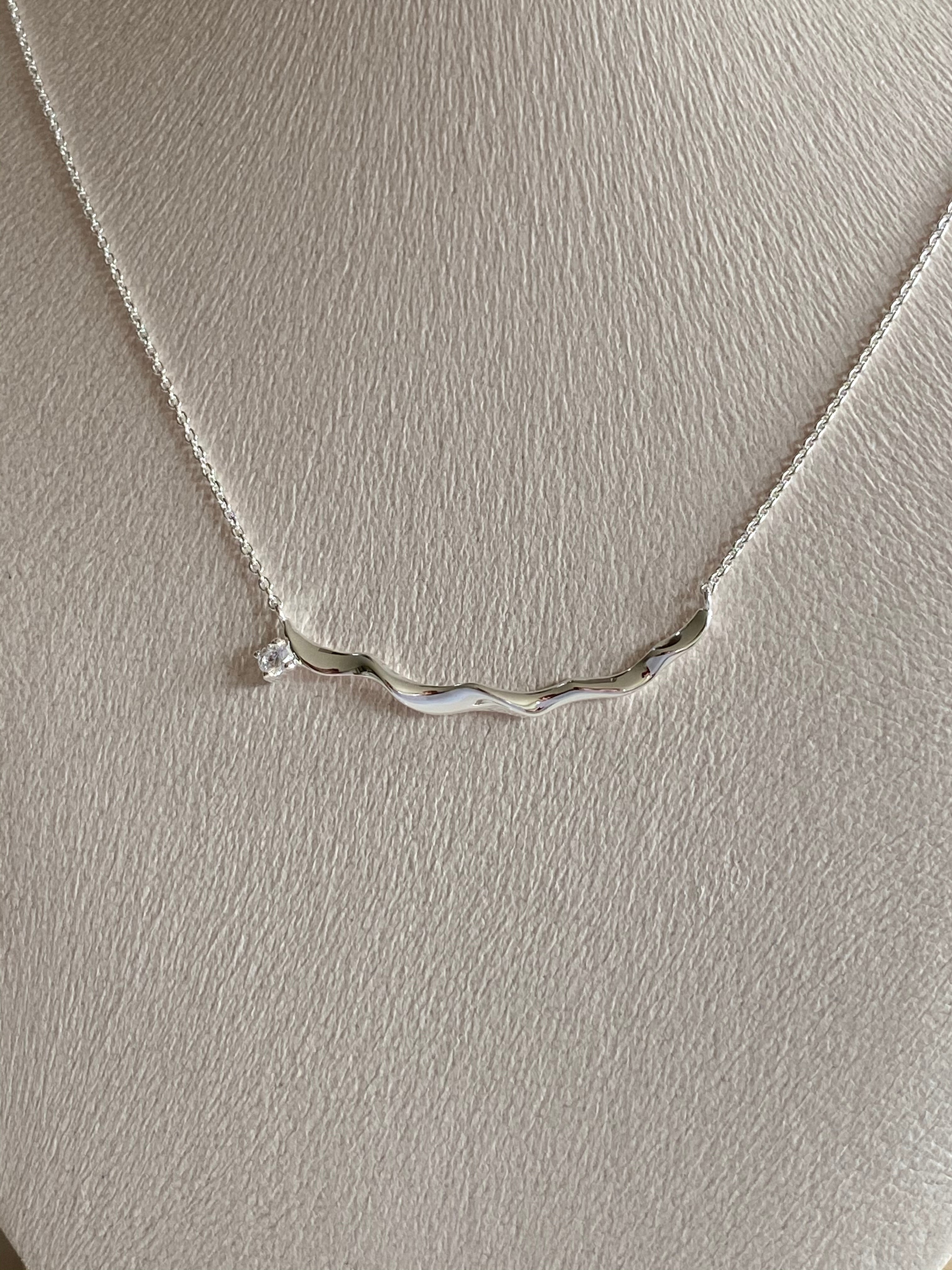 Wave Line Necklace