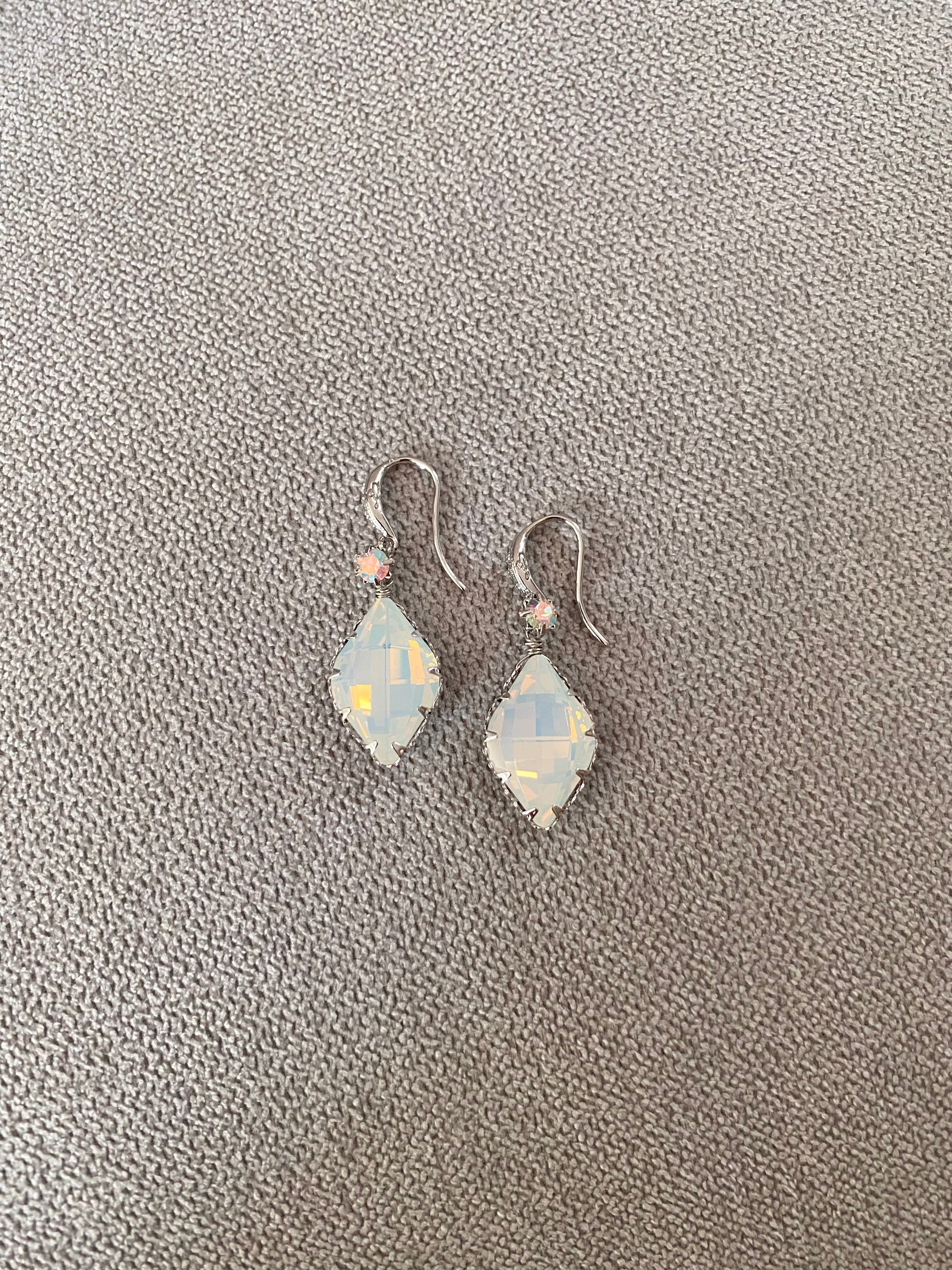 SWA07F30 (2 colours)