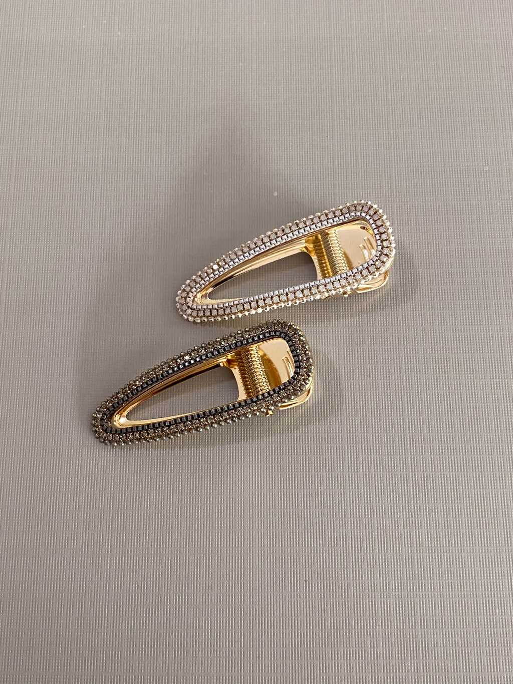 HAI15F11 (2 colours)