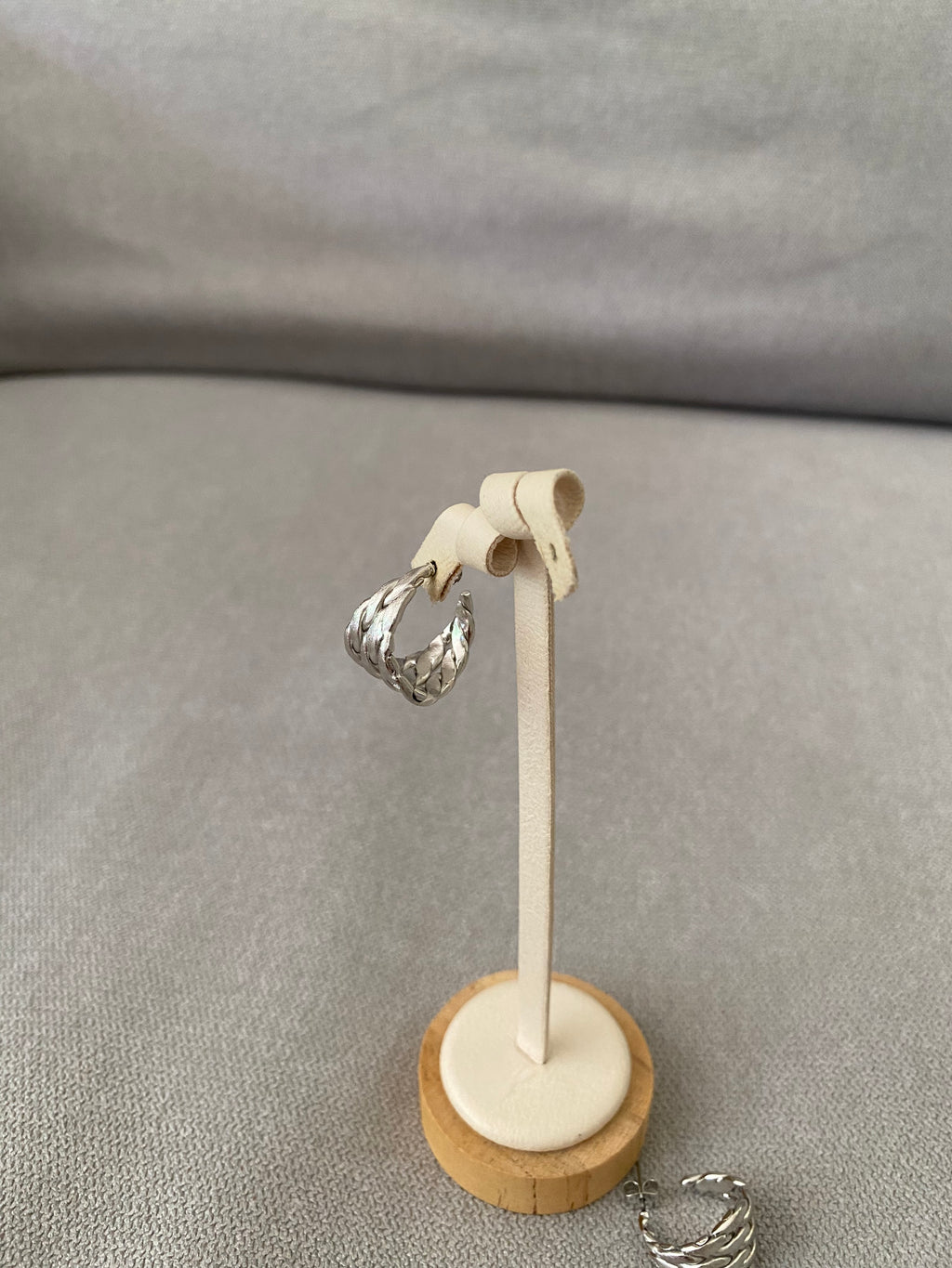 LIV225F12 (2 colours)