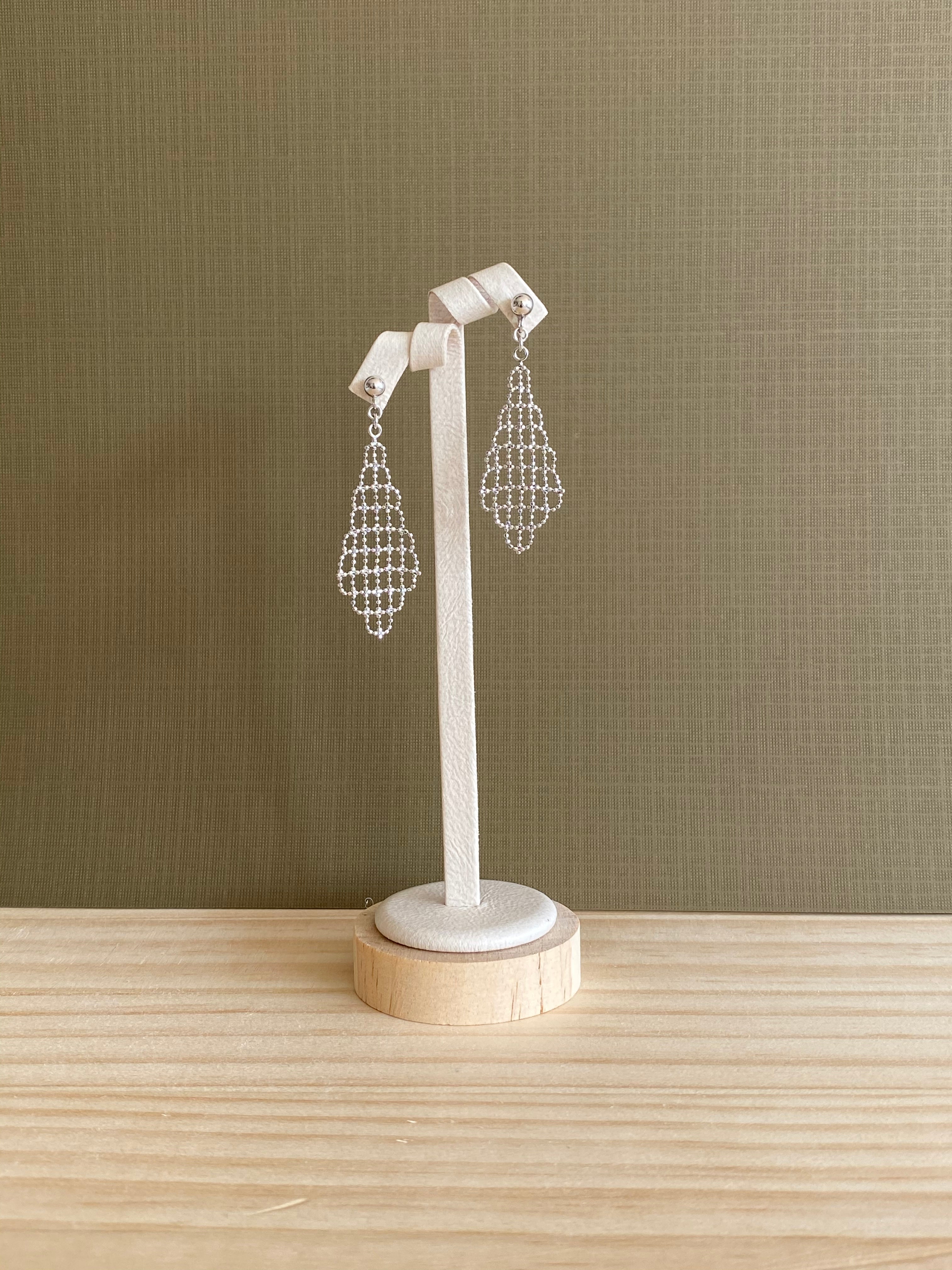 Open Diamond Mesh Earrings