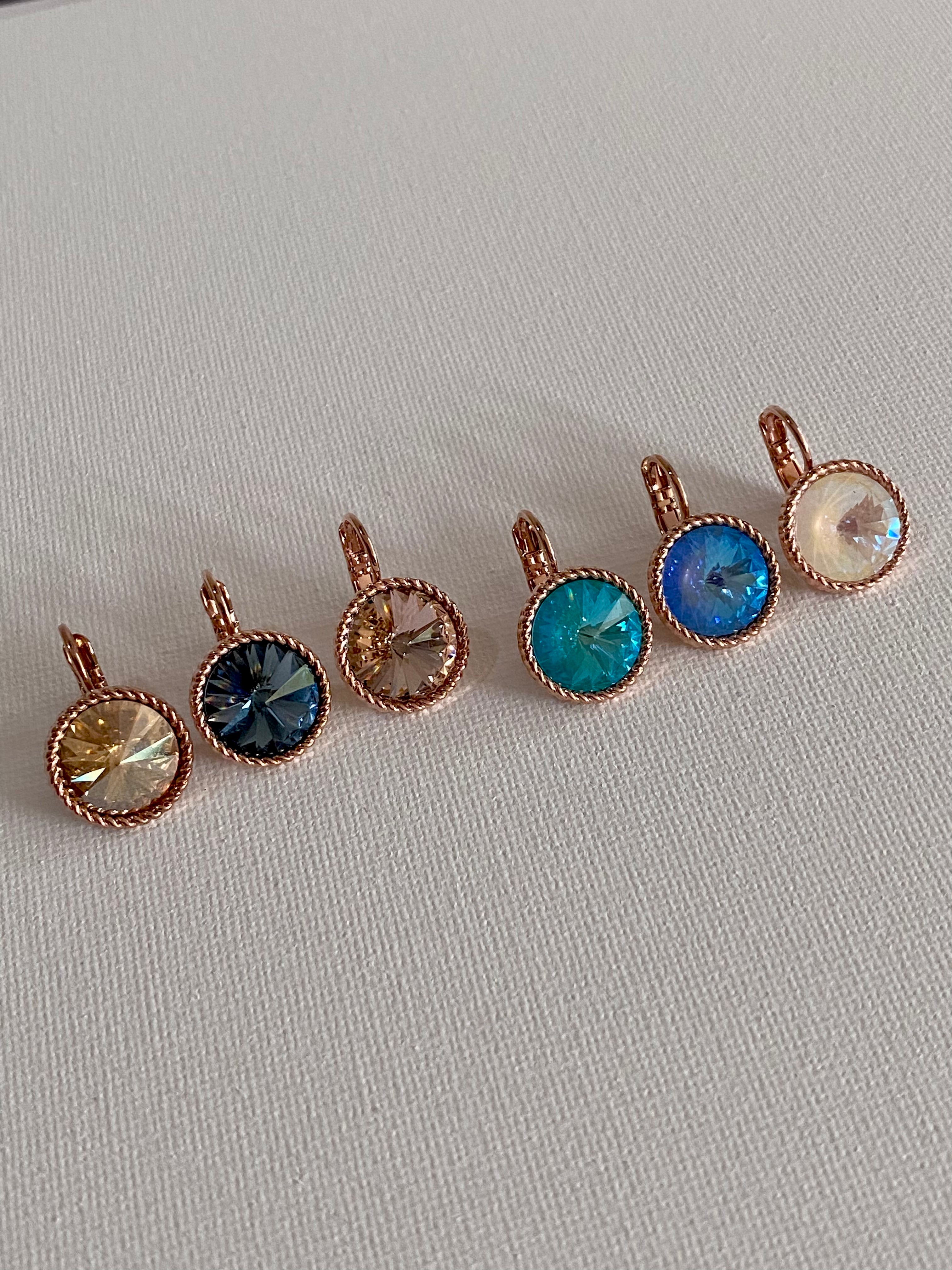 SWA12F19 (8 colours)