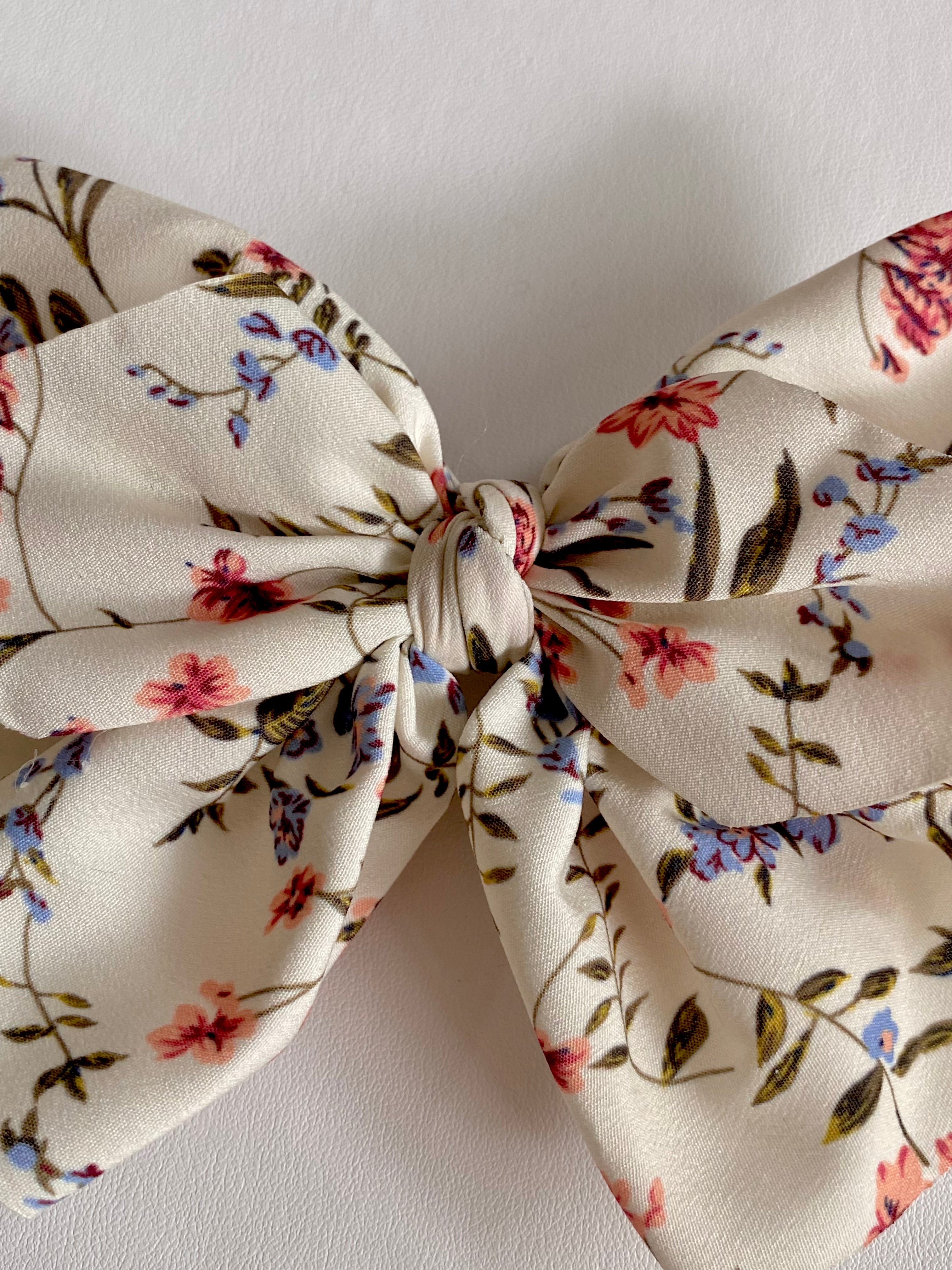 HAI25F12 (2 colours)