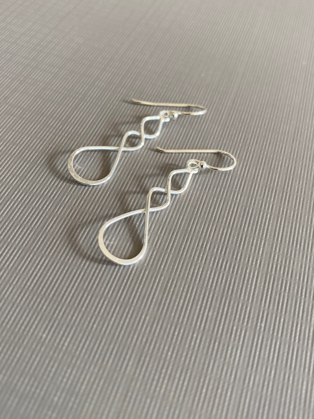 Twisted Line Drop Earrings