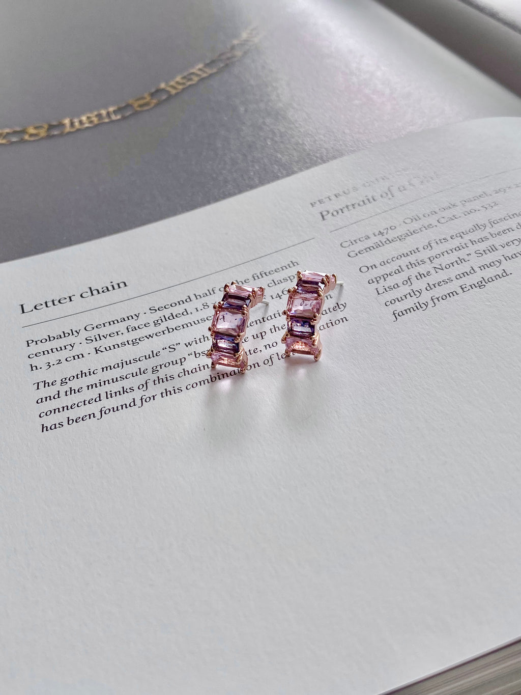 AUR82F13 (2 colours)