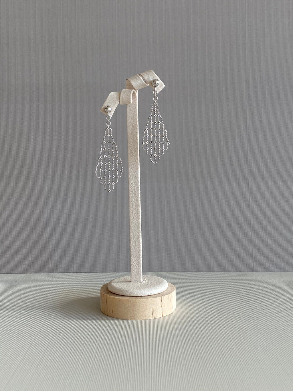 Open Diamond Mesh Earrings