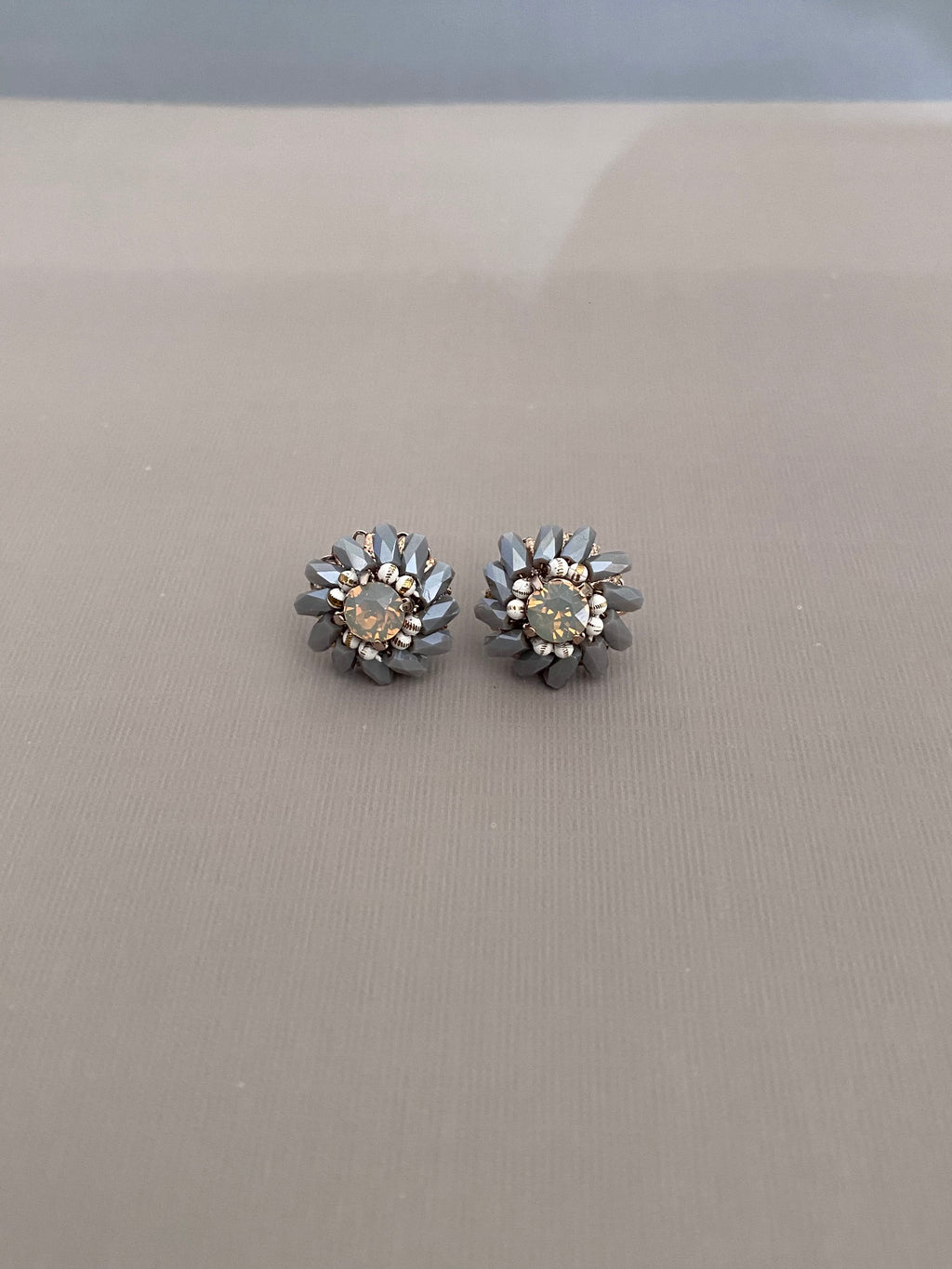 RHE209F26 (2 colours)