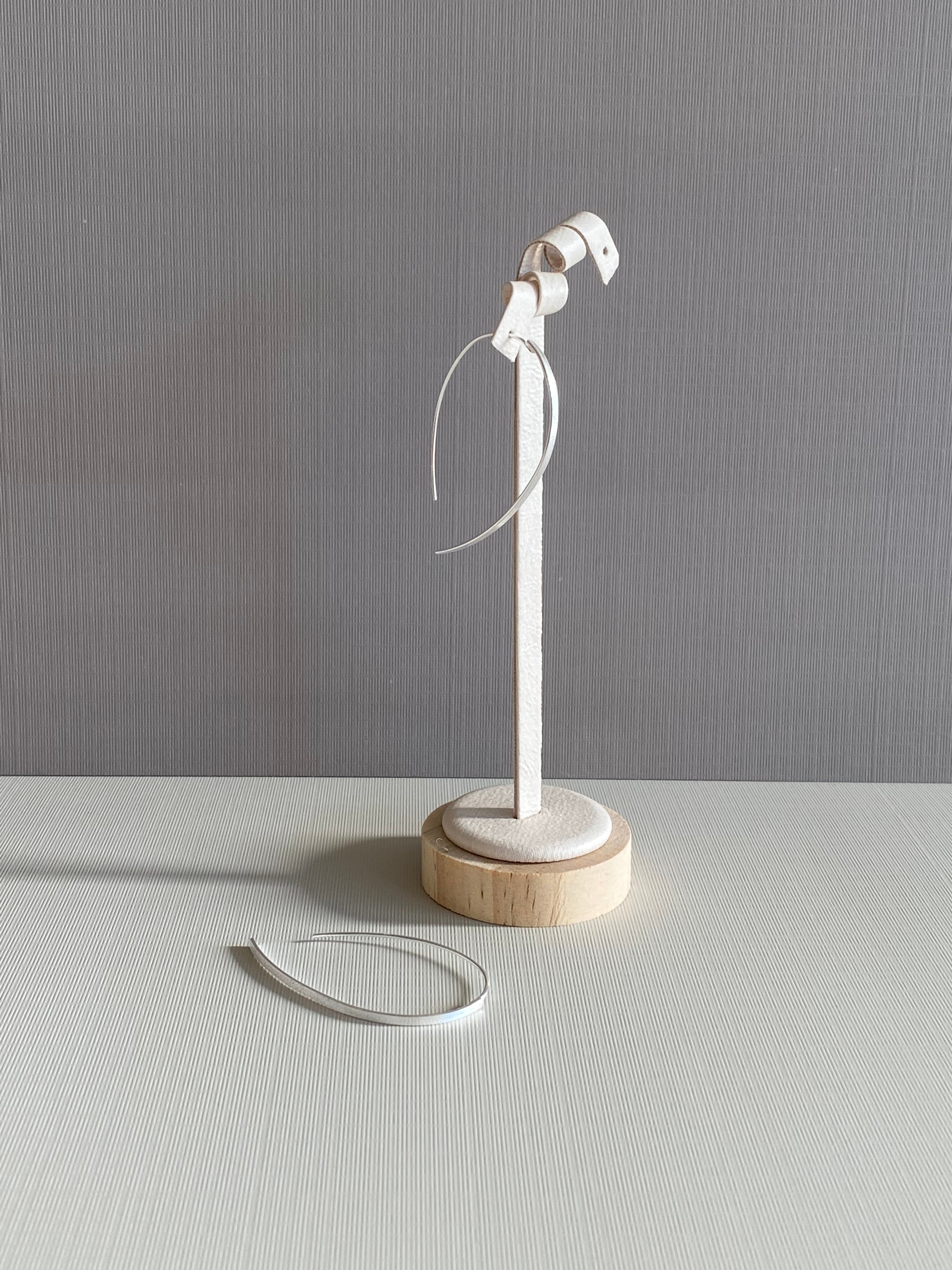 Curved Thread Earrings