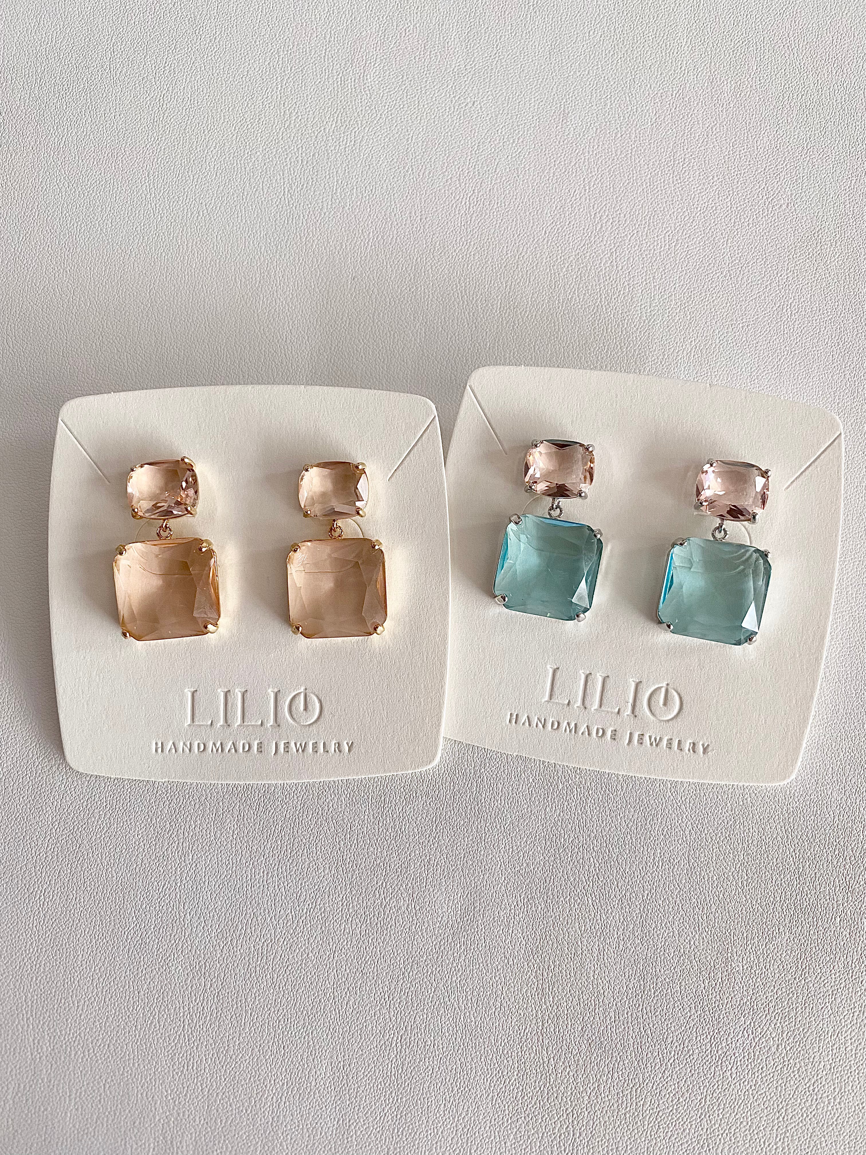 AUR09F24 (2 colours)