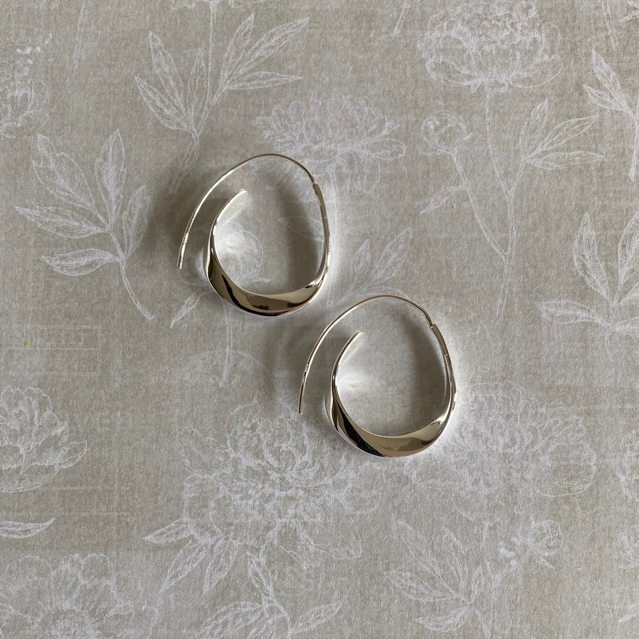 Circular Wave Earrings