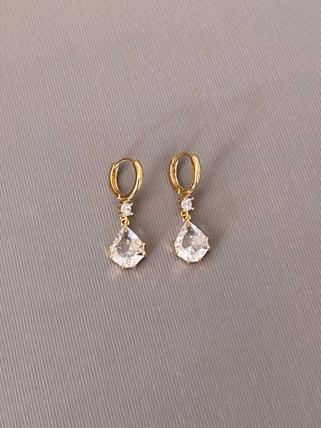 AUR46F15 (2 colours)