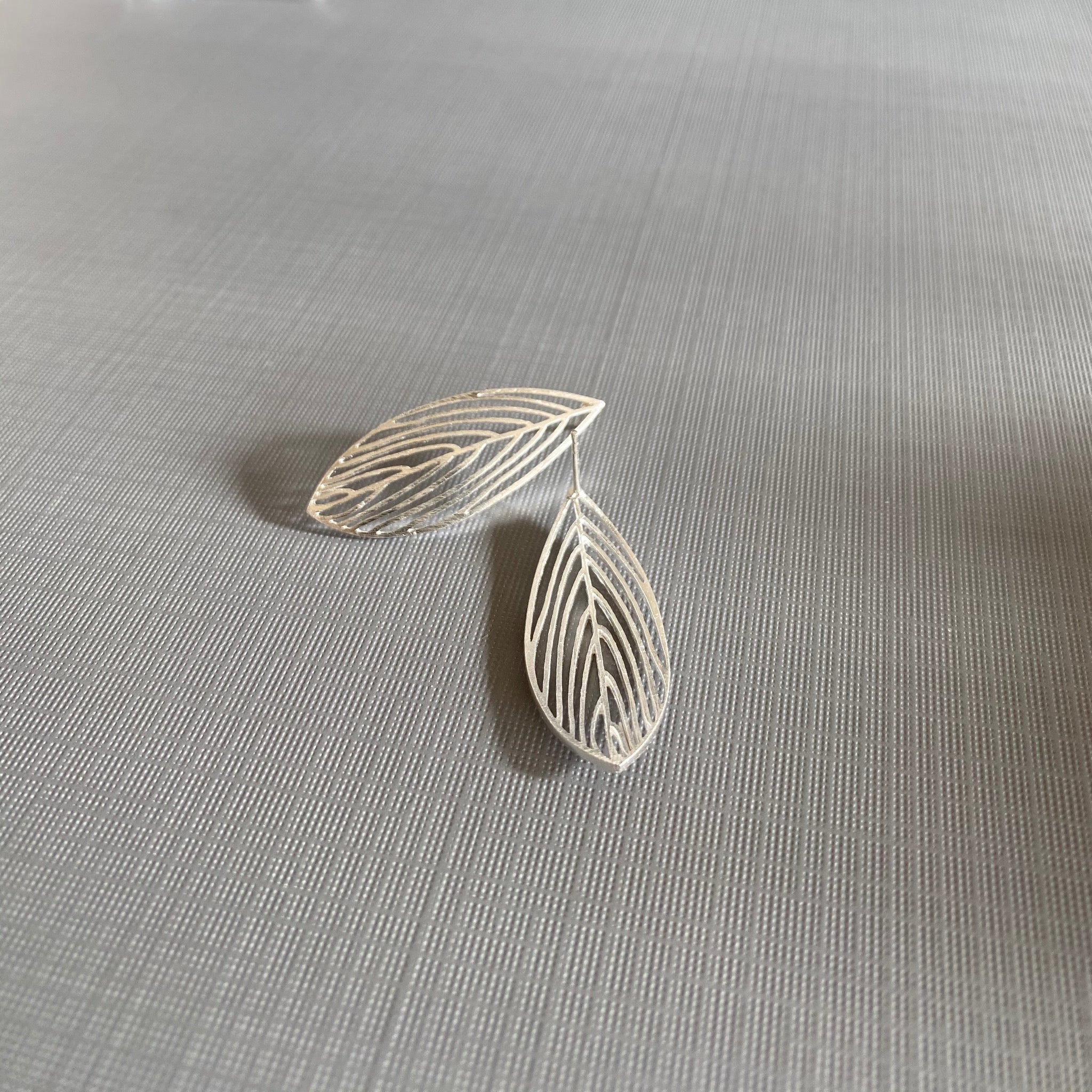 Silver Outline Leaf Earrings