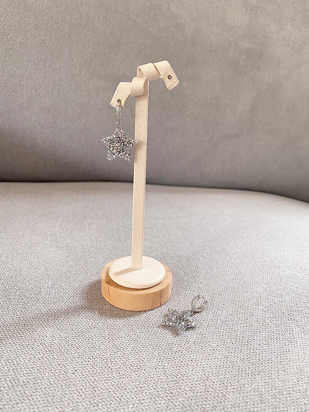 SWA54F30 (2 colours)