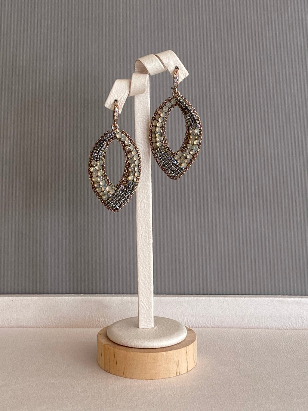 Layered Oval Crystal Drop Earrings