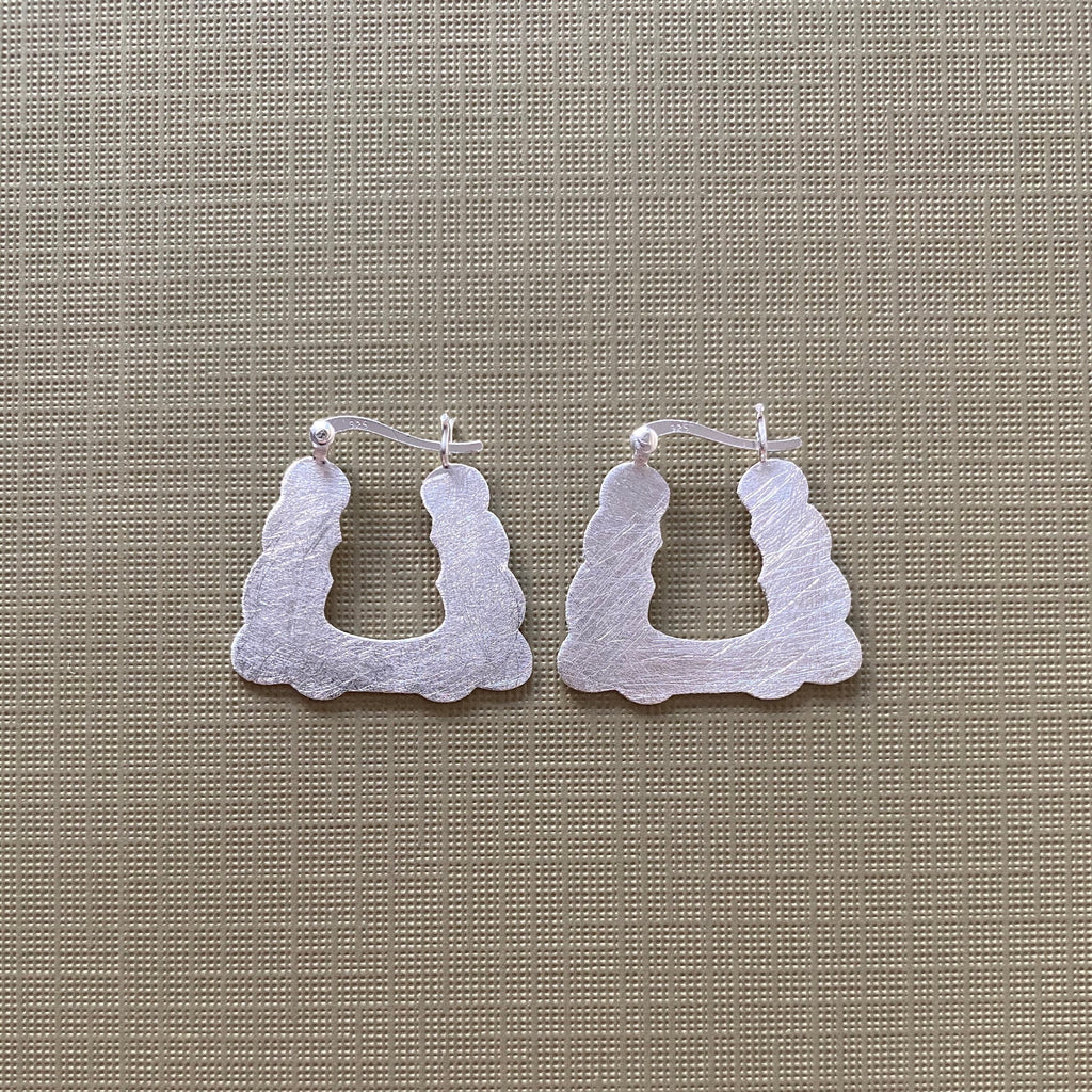Triangular Waved Edges Earrings